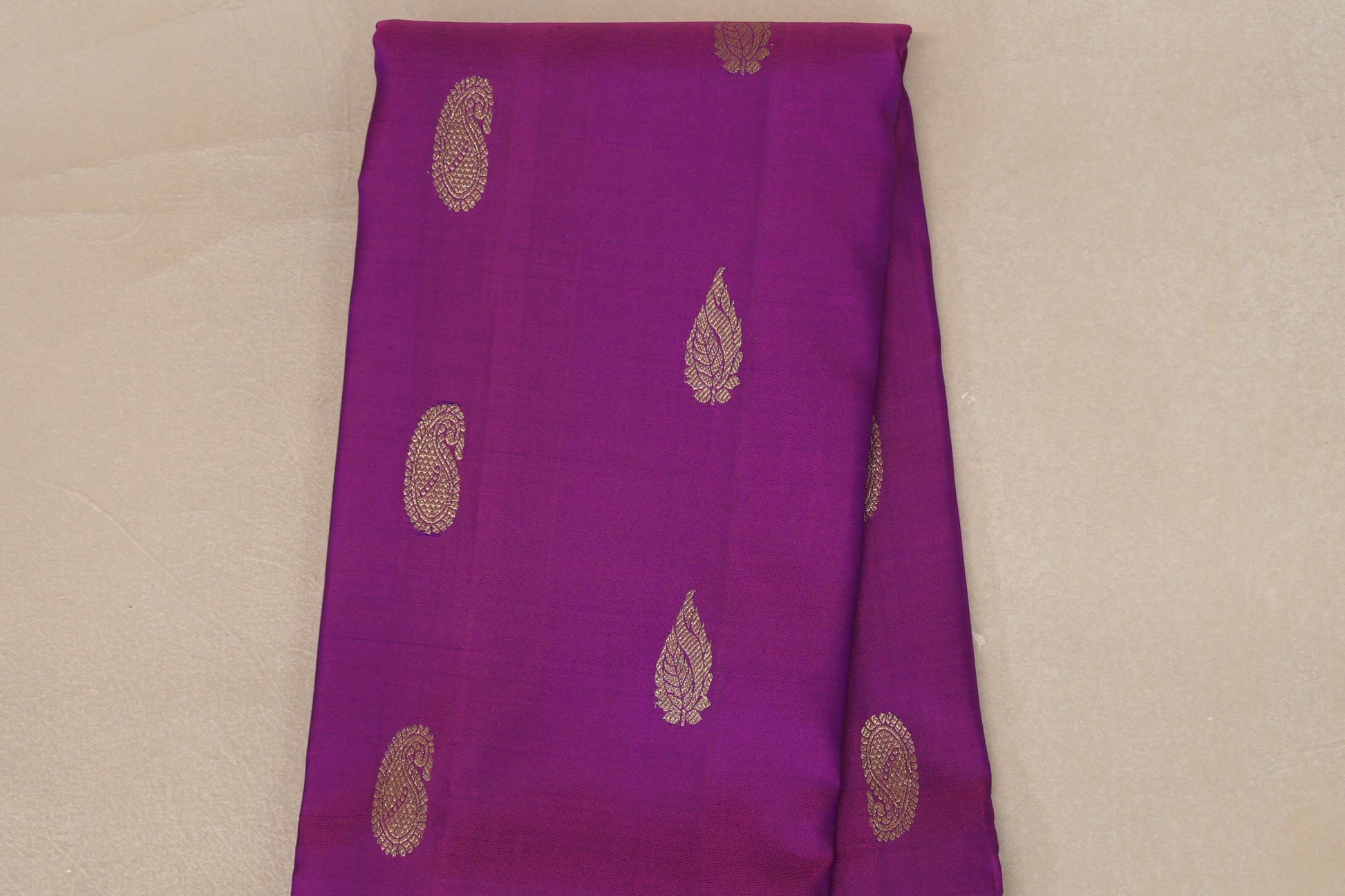 Dual Tone Magenta and Purple with Rettai Pettu Borders Vintage Kanjivaram Silk Saree body