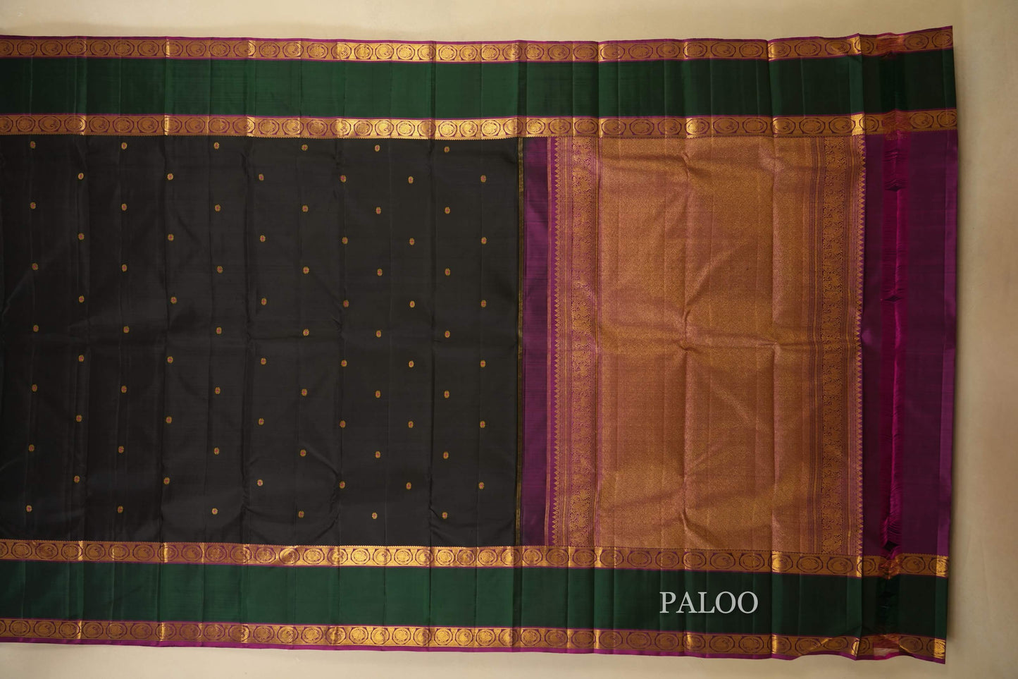 Black Vintage Kanjivaram Silk Saree Paloo