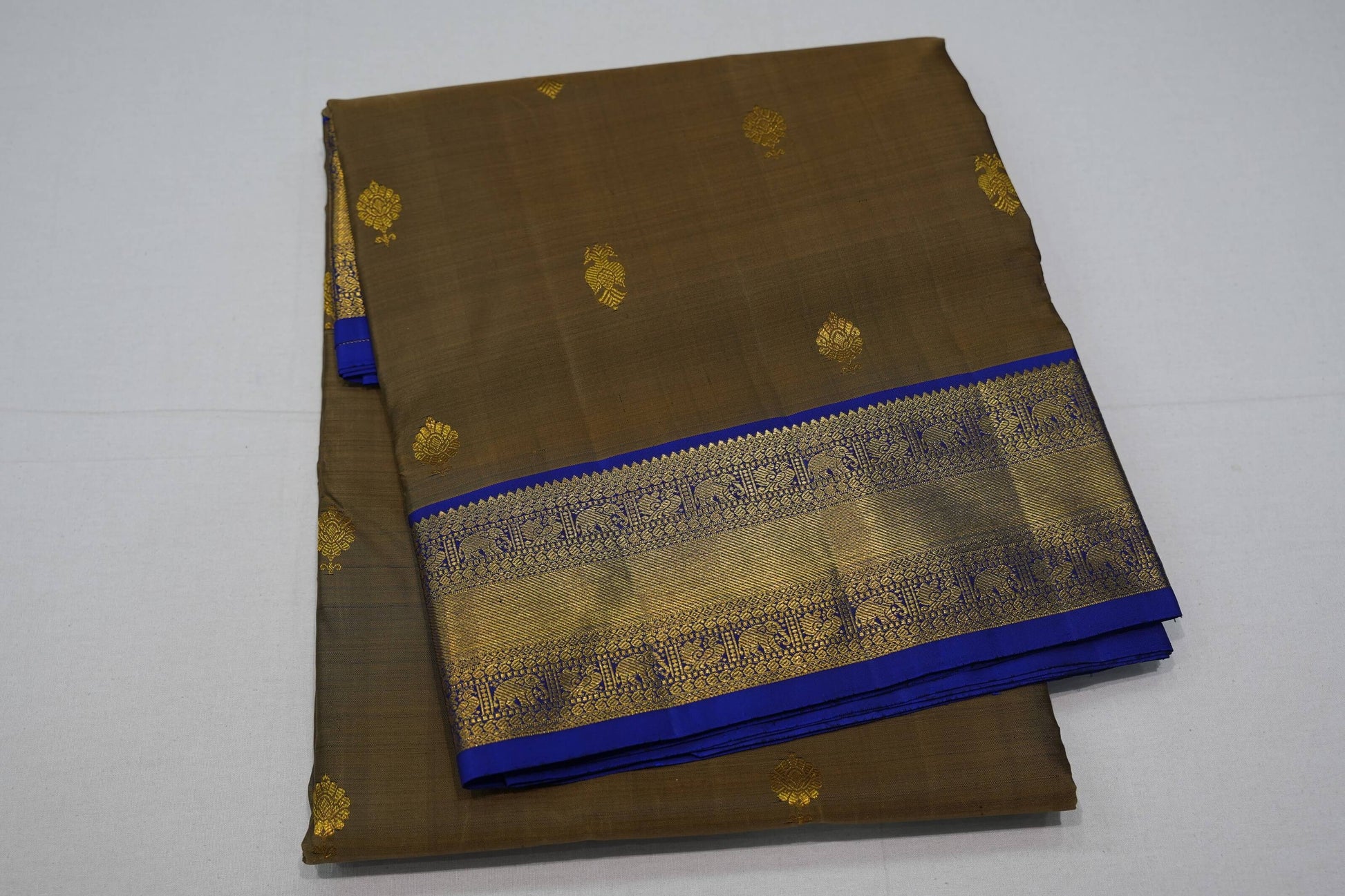 Mehandi green ten yards madisar silk saree