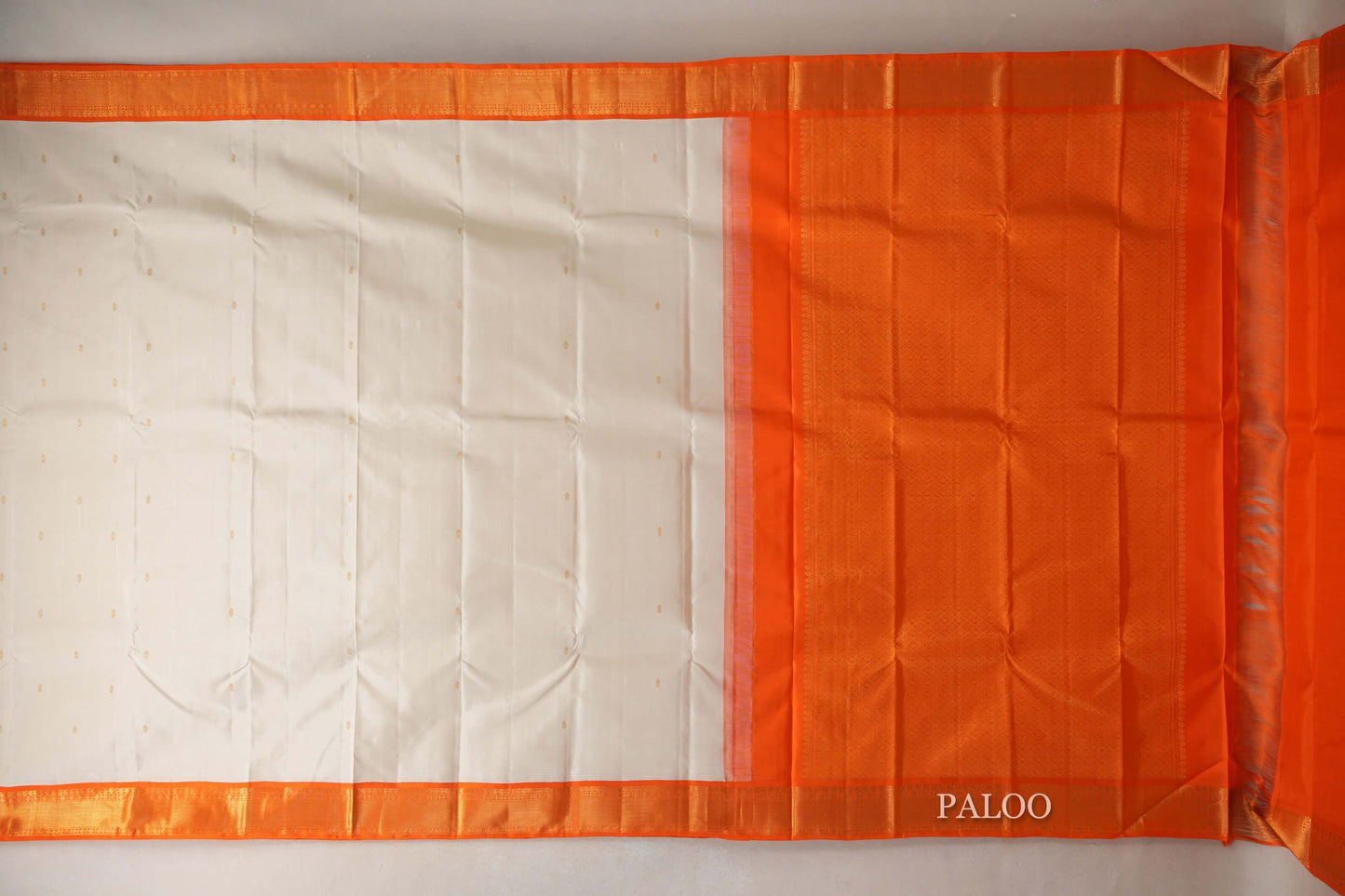Cream with Bright Orange Borders Vintage Kanjivaram Silk Saree paloo