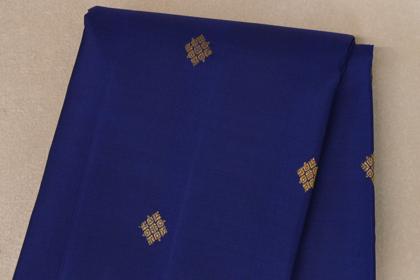 Deep Blue with Rama Green Borders Vintage Kanjivaram Silk Saree body