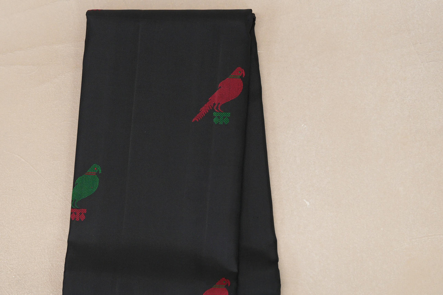 Black Borderless Vintage Kanjivaram Silk Saree body