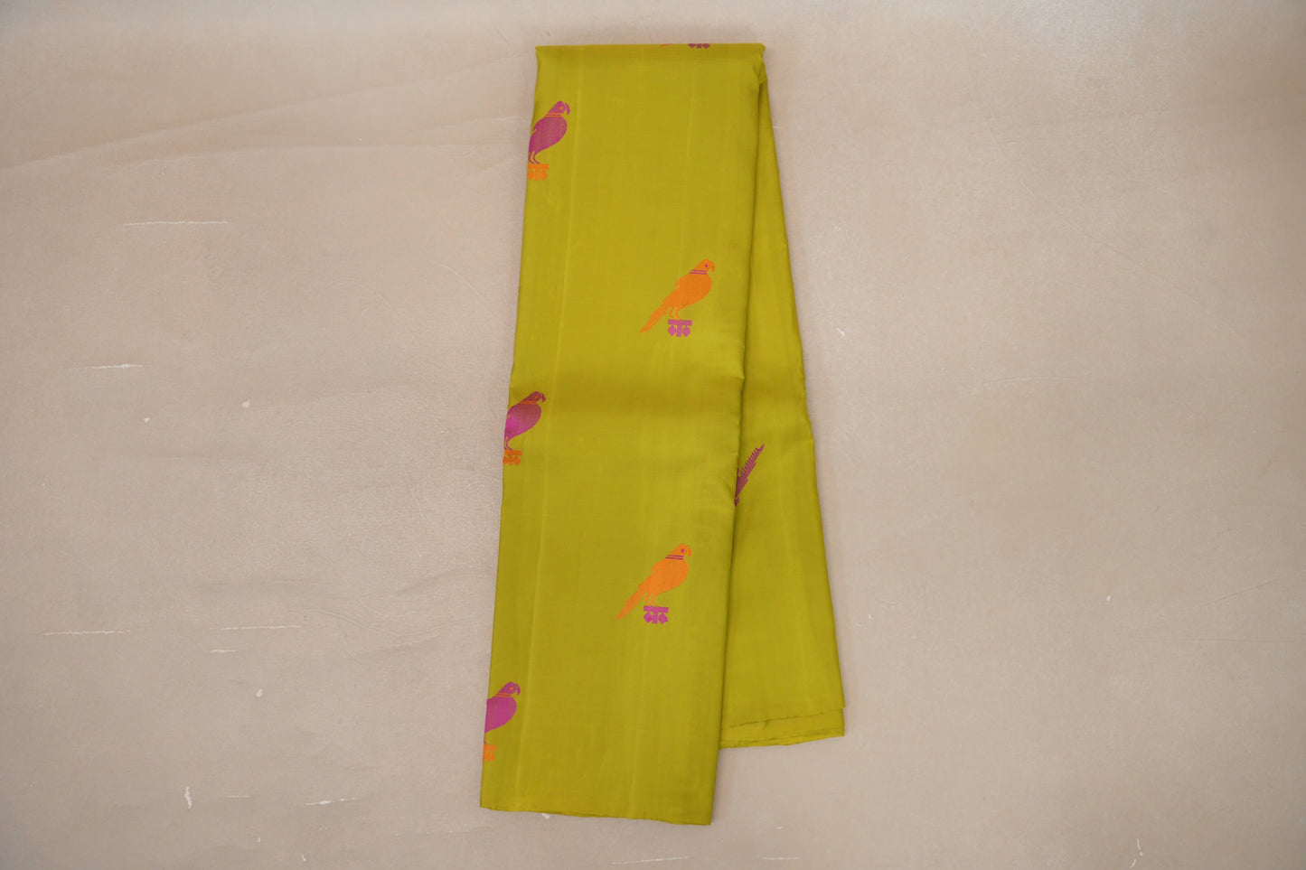 Online Parrot Green Borderless Vintage Kanjivaram Silk Saree