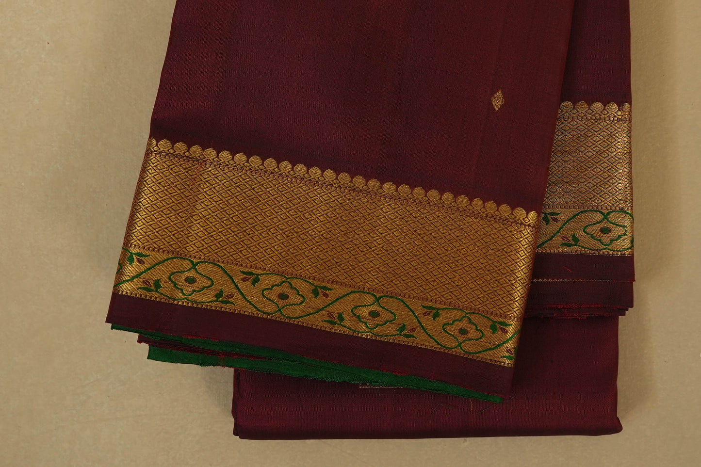 Burgundy Maroon Vintage Kanjivaram Silk Saree border zoom