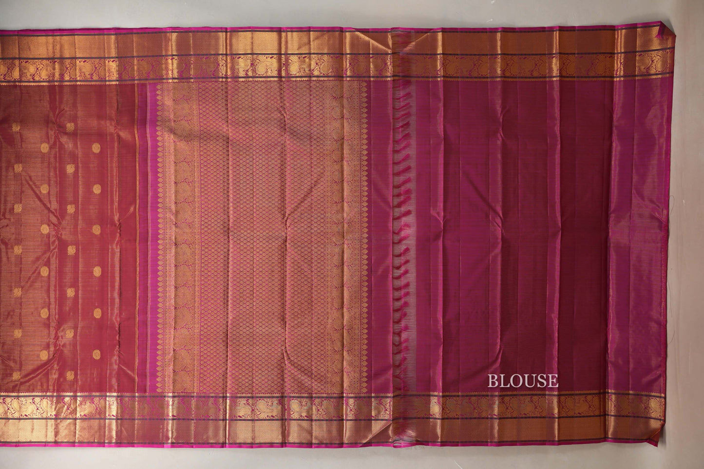 Deep Maroon with Bright Pink Borders Vintage Kanjivaram Silk Saree blouse