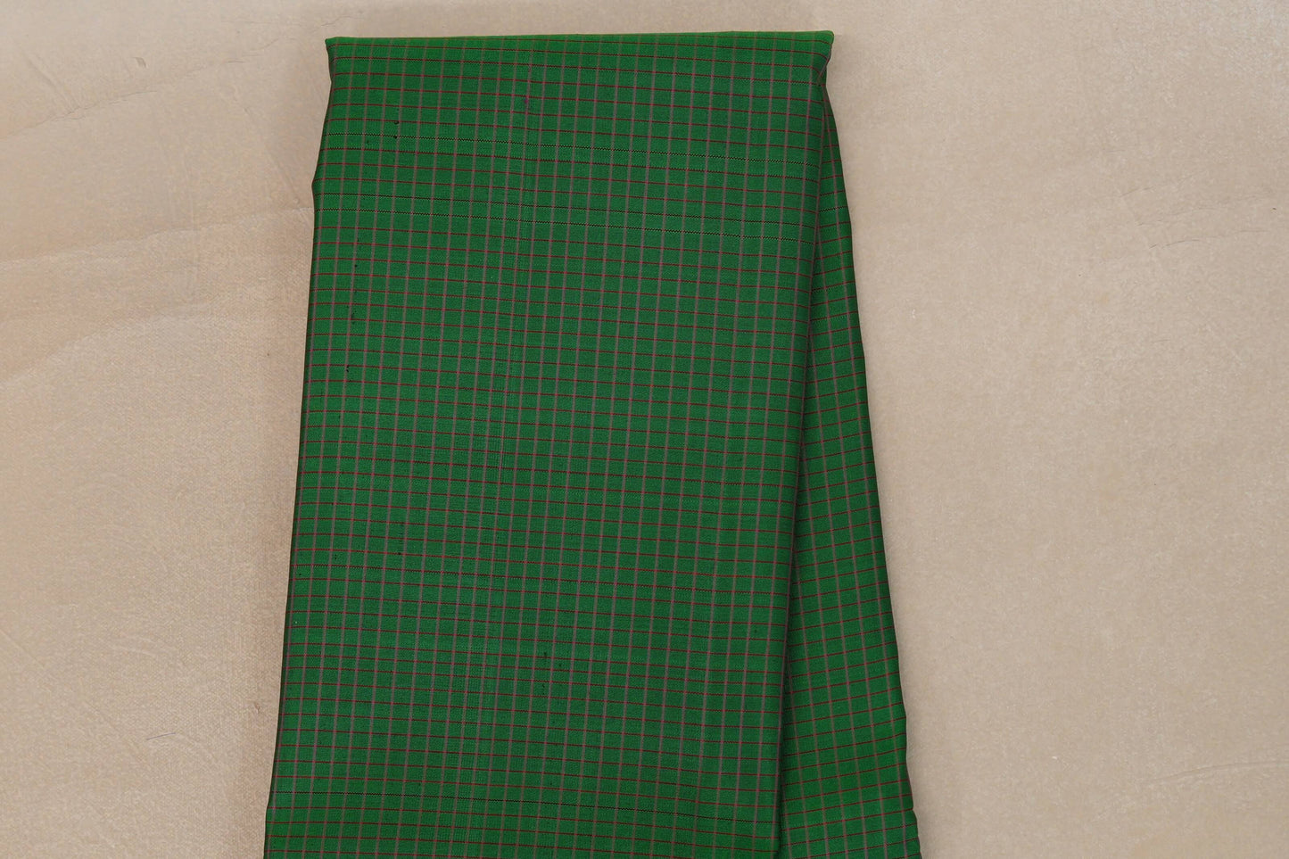 Checked Dark Green with Orangish Pink Rettai Pettu Borders Vintage Kanjivaram Silk Saree body