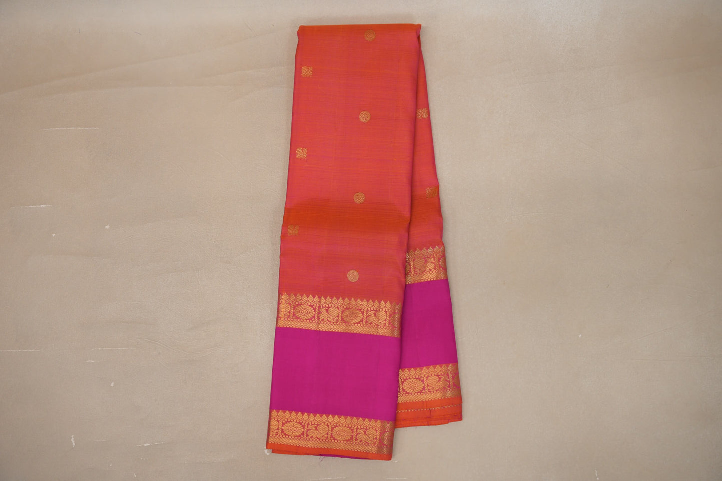 Online Dual Tone of Pink and Orange with Deep Pink Rettai Pettu Borders Vintage Kanjivaram Silk Saree