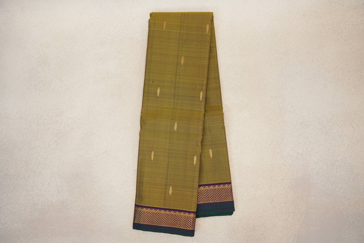 Online Mehendi Green with Dark Purple with Dark Bottle Green Selvedge Borders Vintage Kanjivaram Silk Saree 