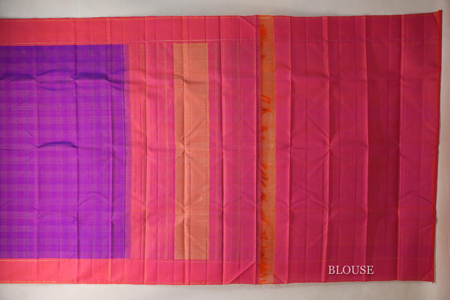 Dual Tone of Pink and Blue with Orangish Pink Borders Vintage Kanjivaram Silk Saree blouse