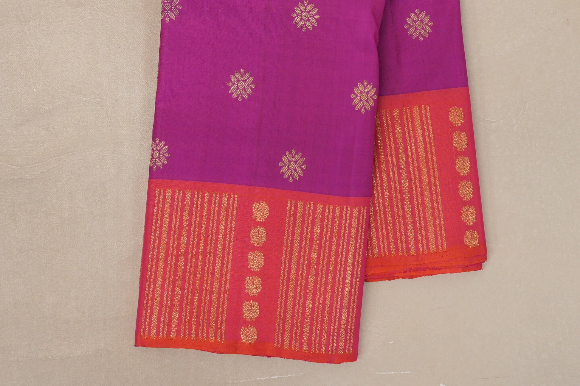 Deep Magenta Vintage Kanjivaram Silk Saree borders