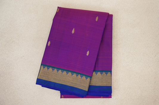 Dual Tone of Blue and Magenta with Peacock Green Borders Vintage Kanjivaram Silk Saree