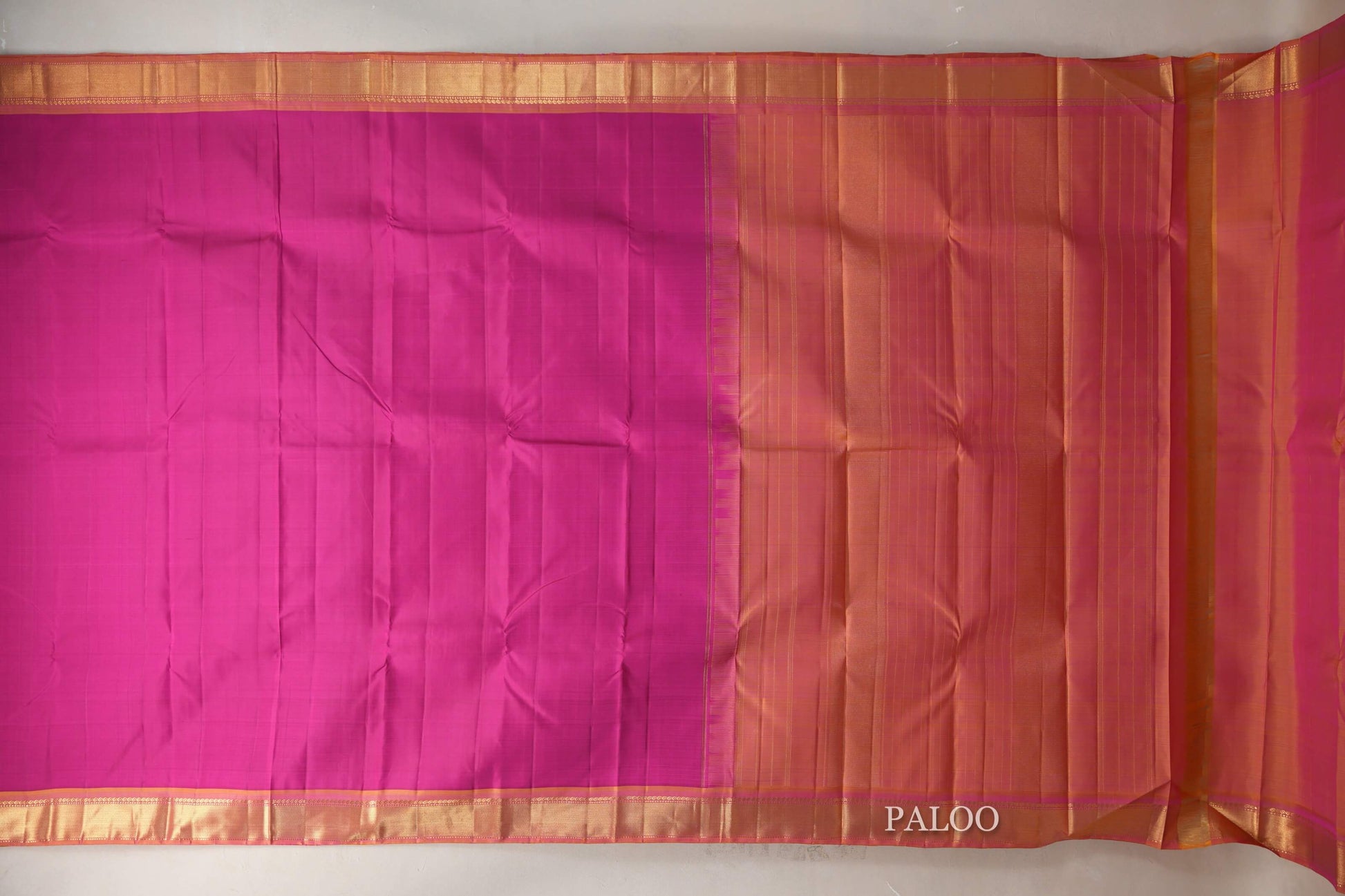 Magenta with Dual Tone of Pink and Mustard Borders Vintage Kanjivaram Silk Saree paloo