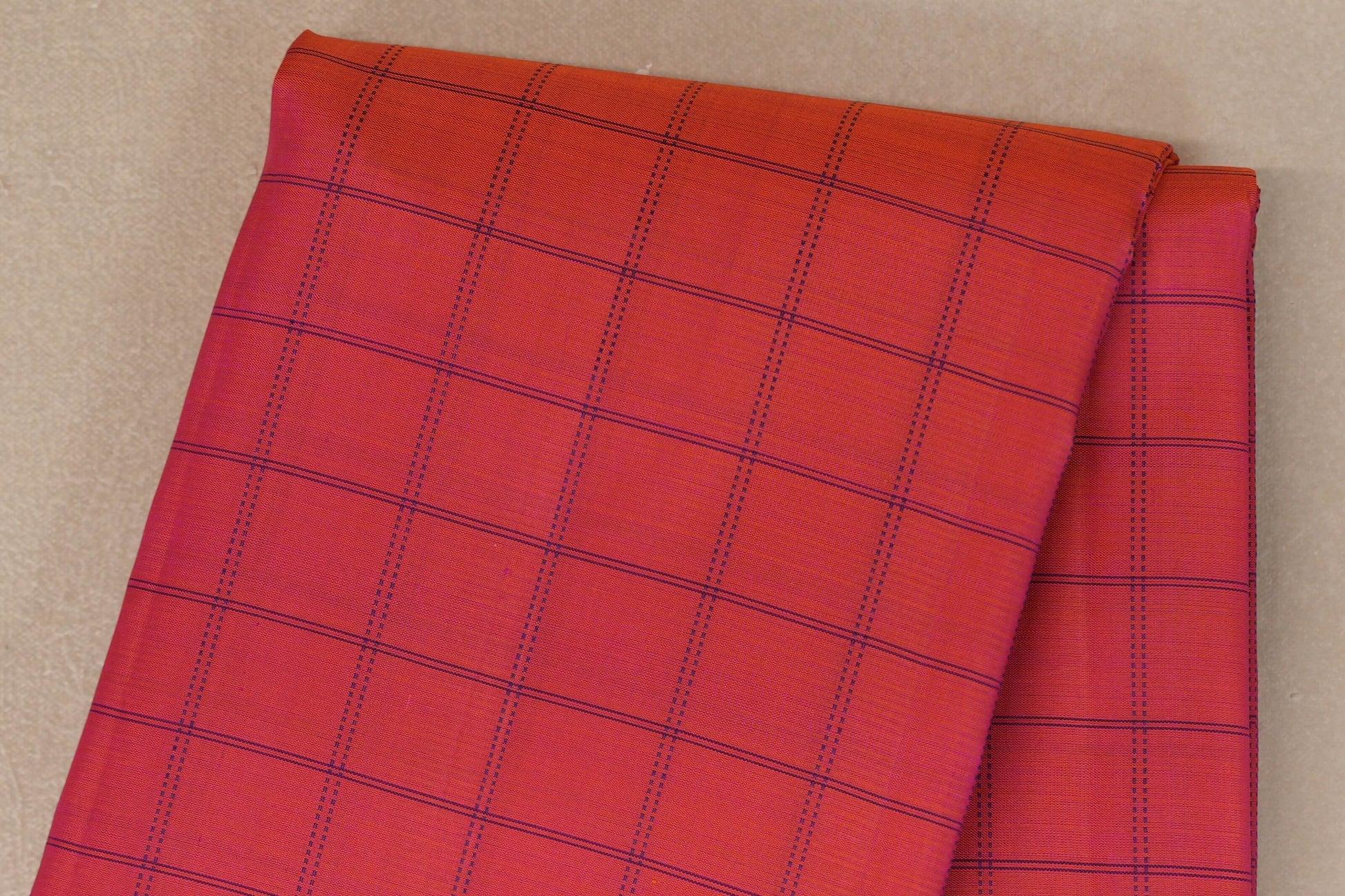 Orangish Pink with Deep Magenta Borders Vintage Kanjivaram Silk Saree body