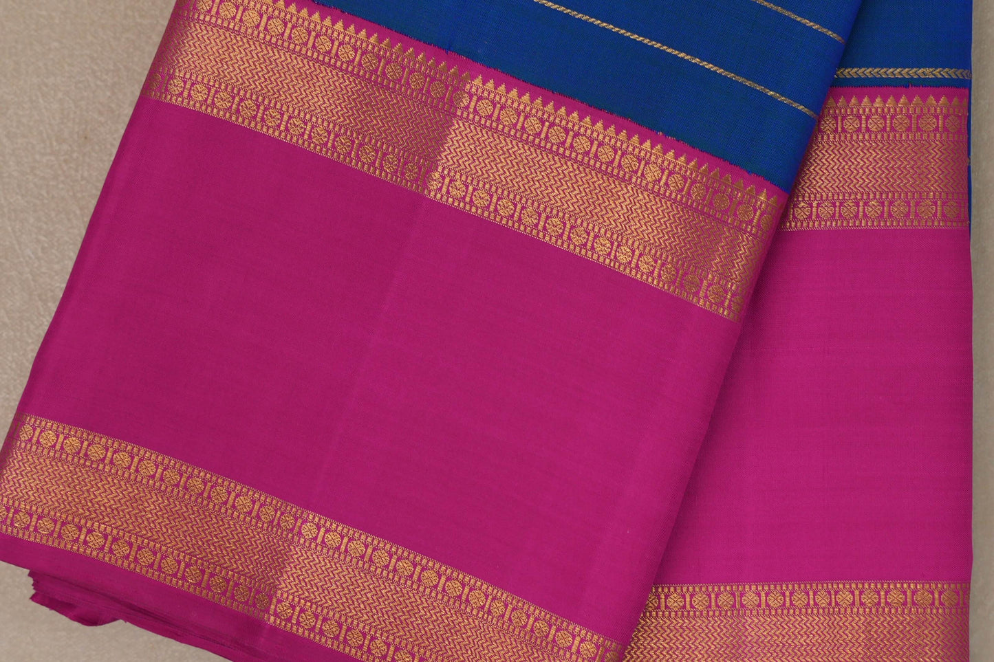 Dual Tone Green and Classic Blue Vintage Kanjivaram Silk Saree SS9379