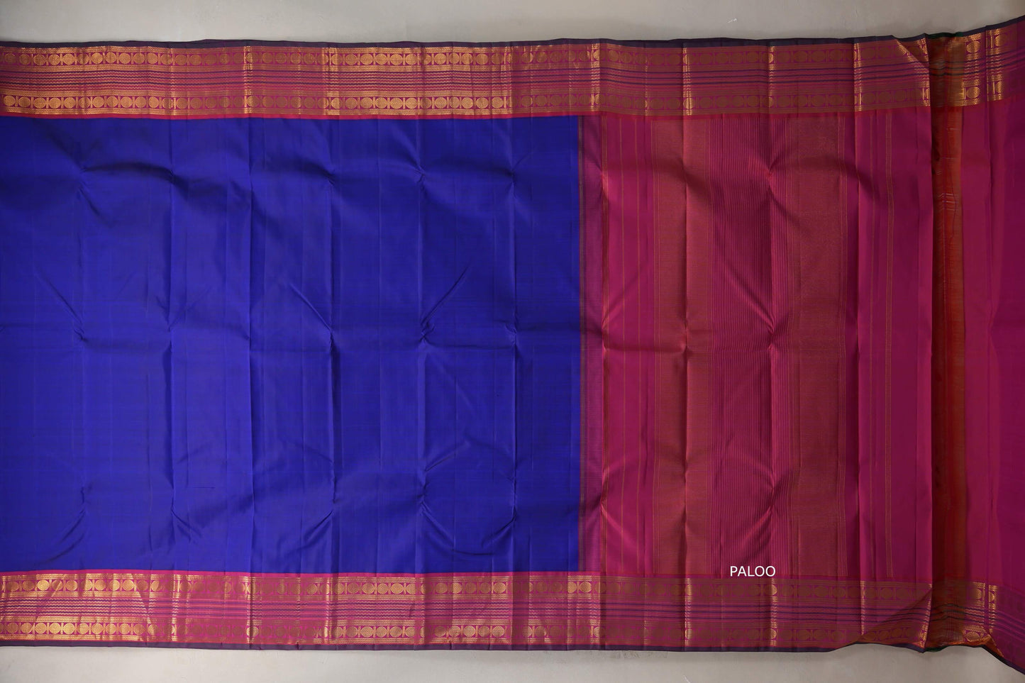 Deep blue with Orangish Pink borders Vintage Kanjivaram Silk Saree SS9383