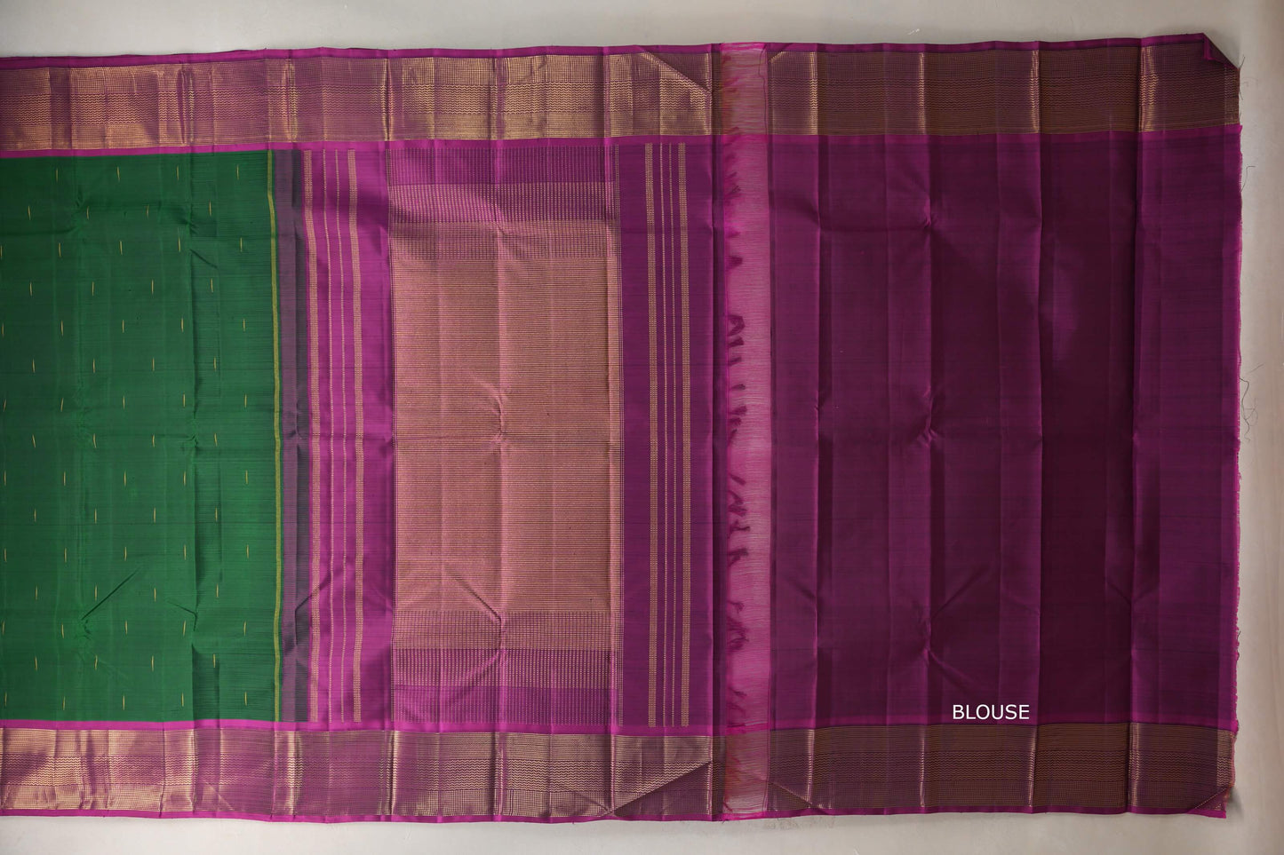 Deep green with Deep Magenta borders Vintage Kanjivaram Silk Saree SS9385