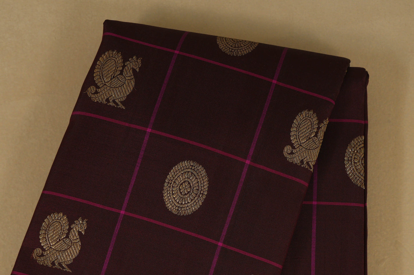 Coffee Brown Borderless Vintage Kanjivaram Silk Saree body