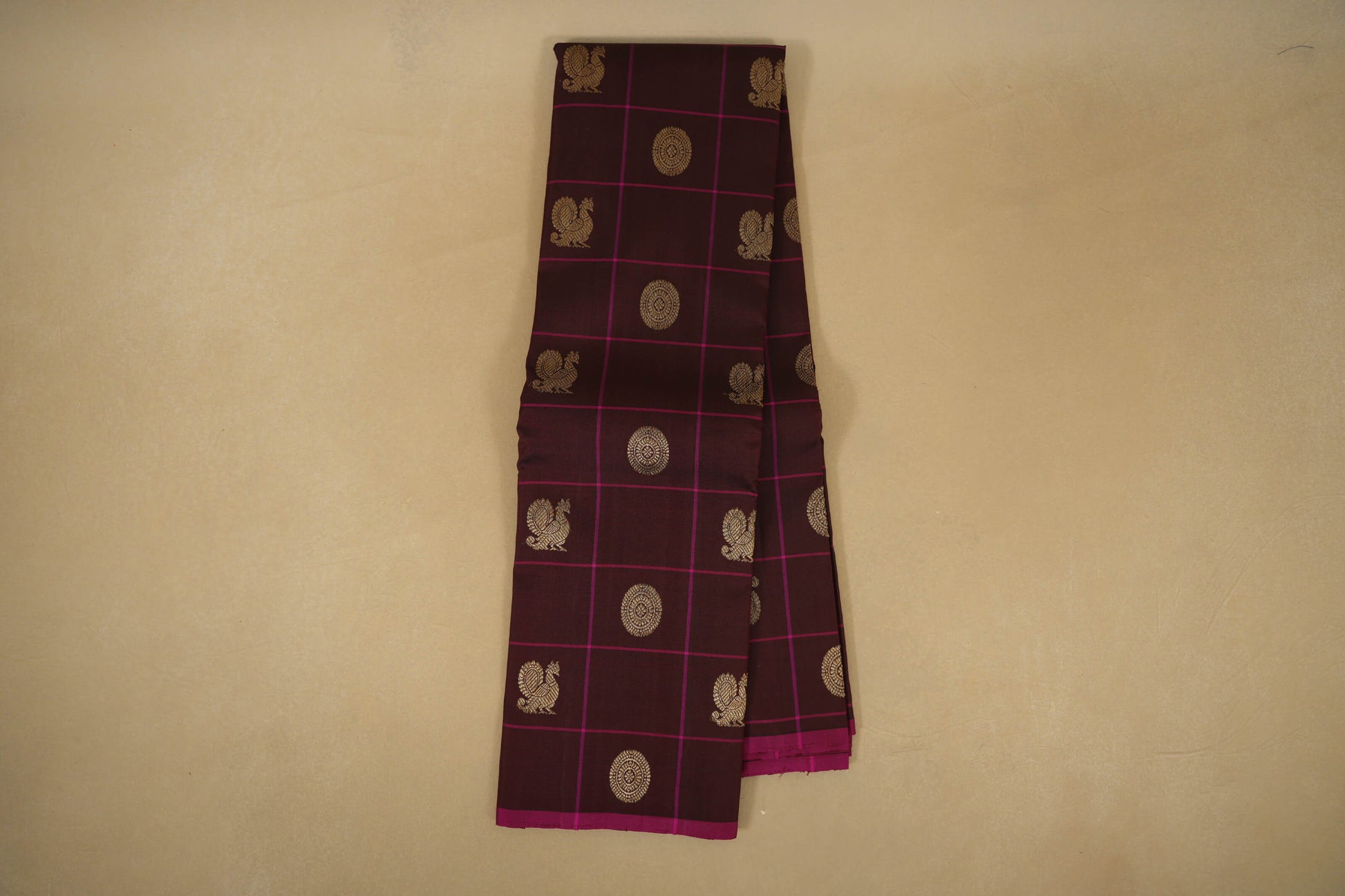 Online Coffee Brown Borderless Vintage Kanjivaram Silk Saree
