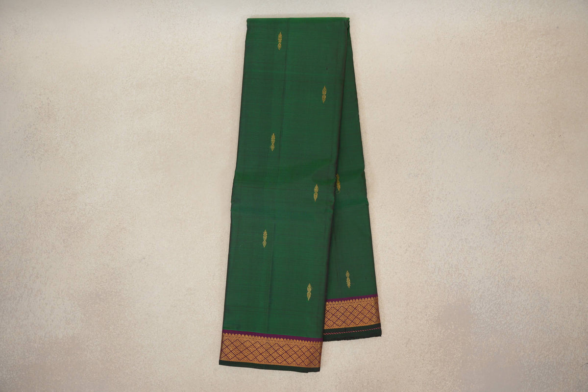 Online Forest Green with Deep Magenta with Dark Green Selvedge Borders Vintage Kanjivaram Silk Saree