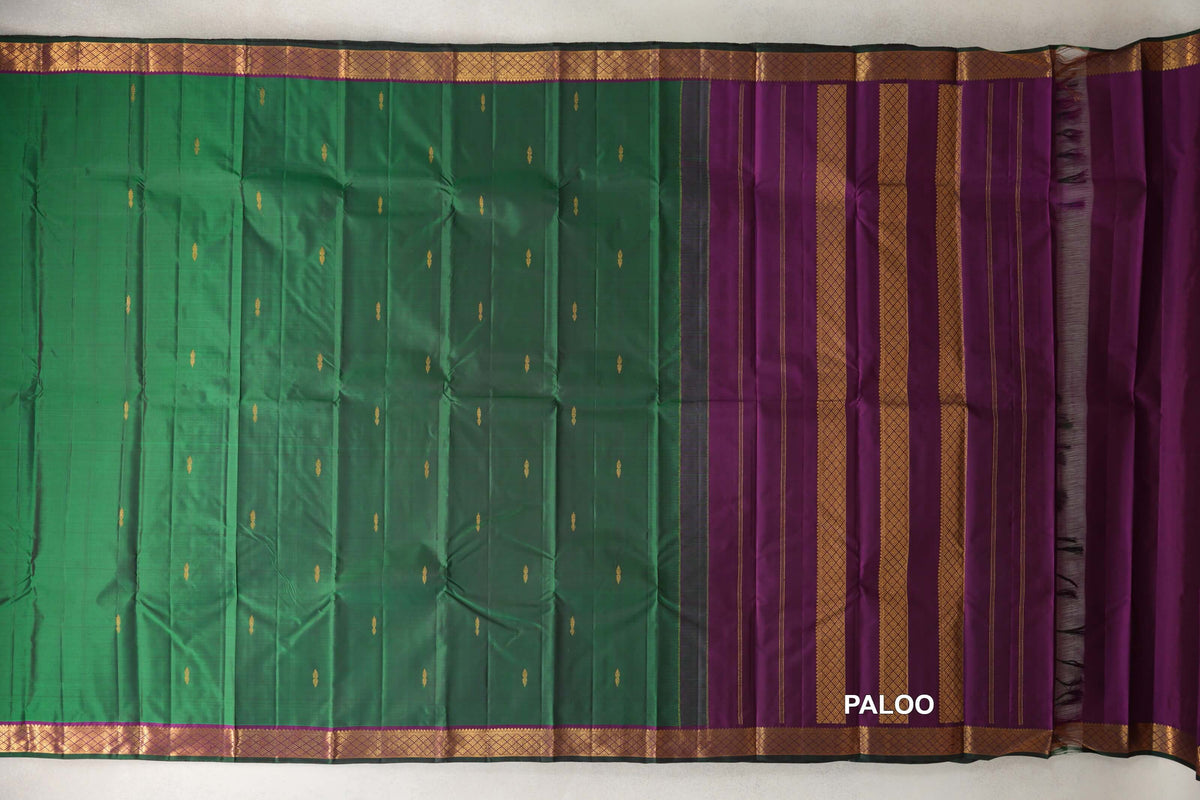 Forest Green with Deep Magenta with Dark Green Selvedge Borders Vintage Kanjivaram Silk Saree paloo