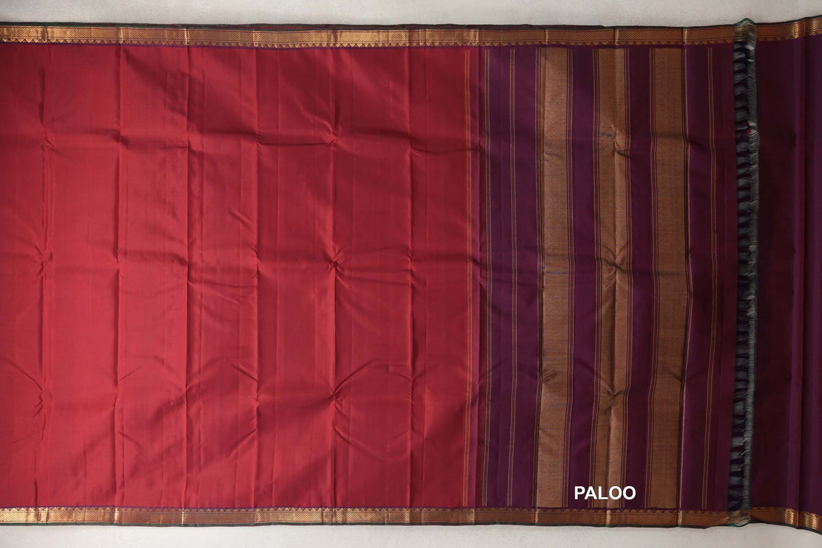 Deep Maroon with Dual Tone of Blue and Maroon with Dark Green Selvedge Borders Vintage Kanjivaram Silk Saree paloo