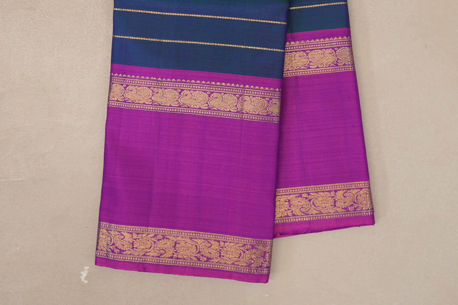 Dual Tone of Green and Violet Vintage Kanjivaram Silk Sareerettai pettu borders