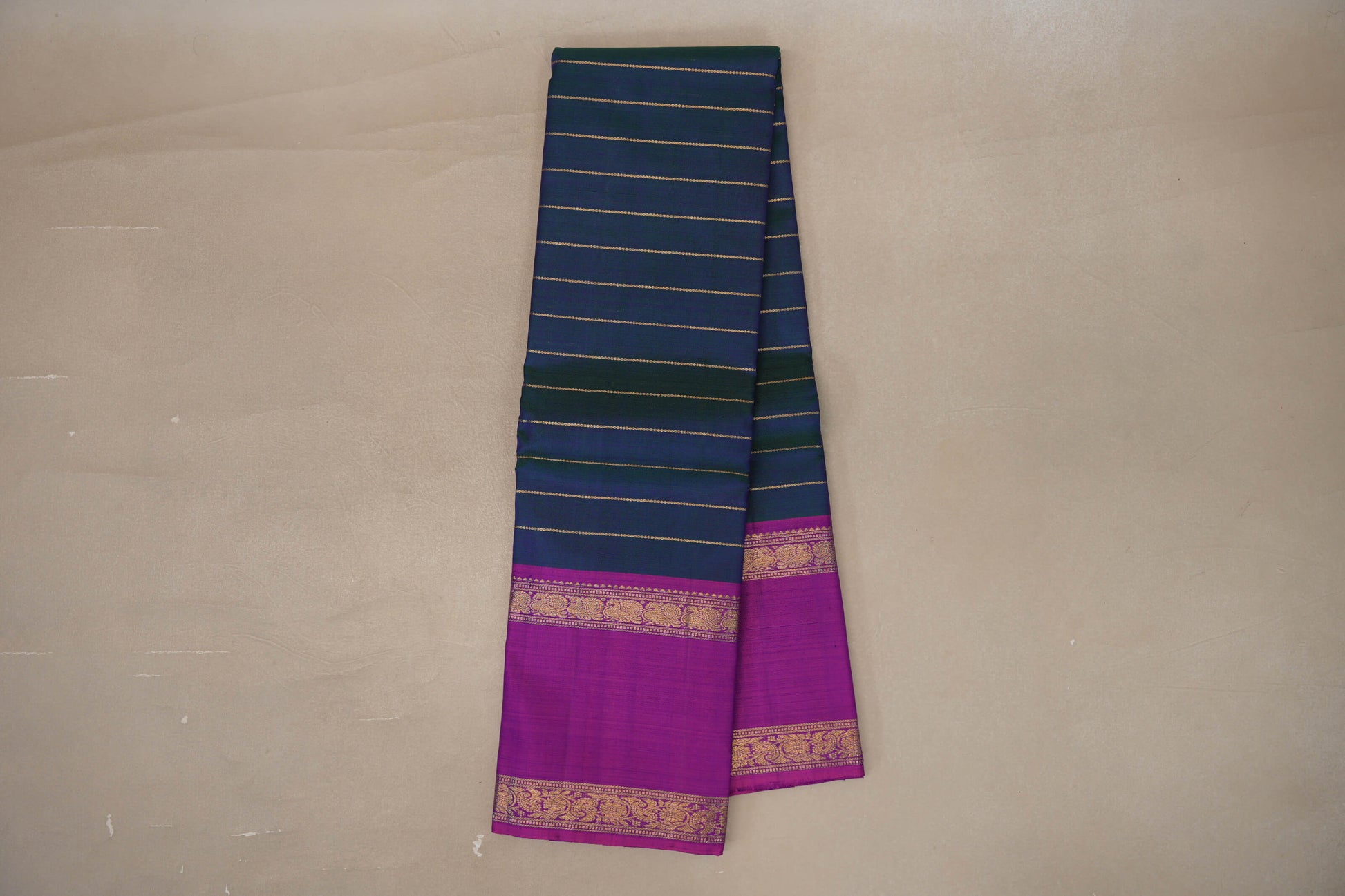 Online Dual Tone of Green and Violet with Dual Tone of  Violet and Magenta Rettai Pettu Borders Vintage Kanjivaram Silk Saree
