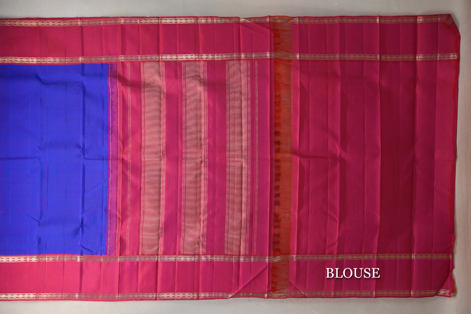 Royal Blue with Orangish Pink Rettai Pettu Borders Vintage Kanjivaram Silk Saree blouse