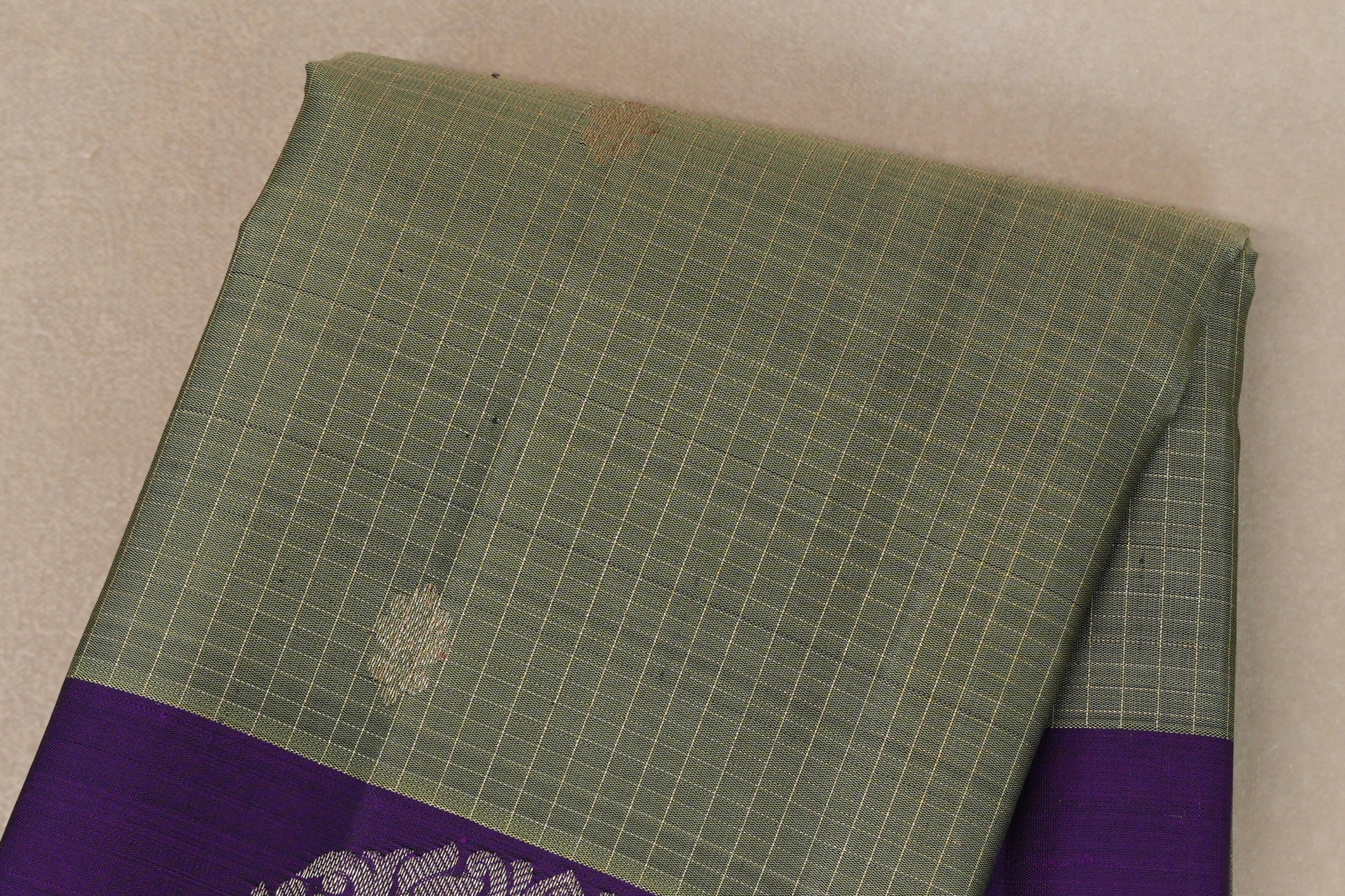 Grey/ Olive Green with Violet Borders Vintage Kanjivaram Silk Saree body