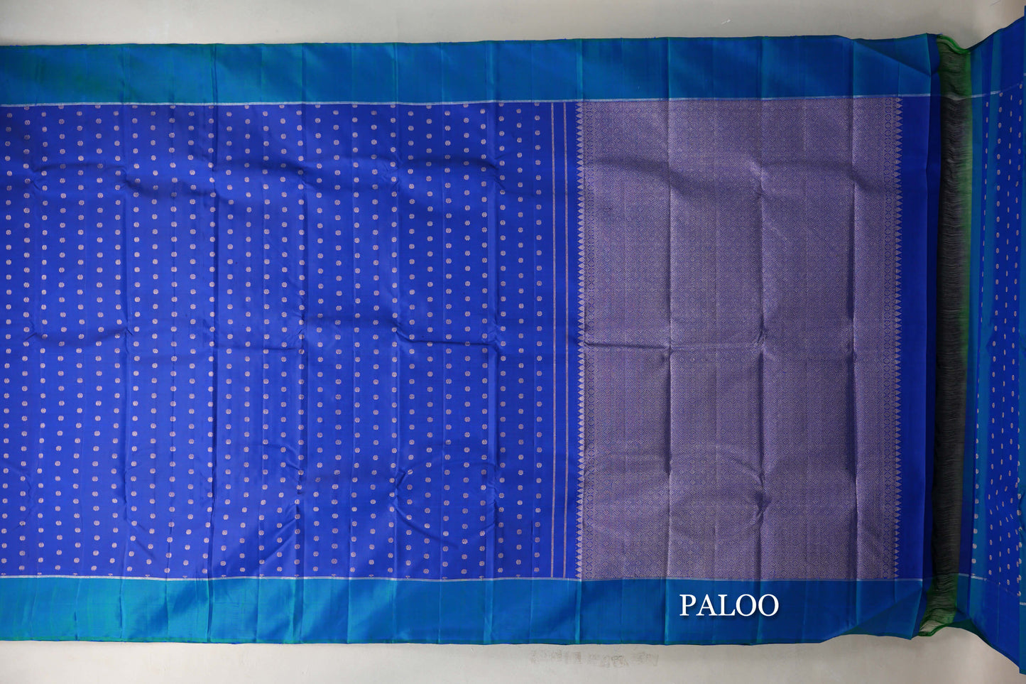 Deep Royal Blue with Peacock Blue Borders Vintage Kanjivaram Silk Saree paloo
