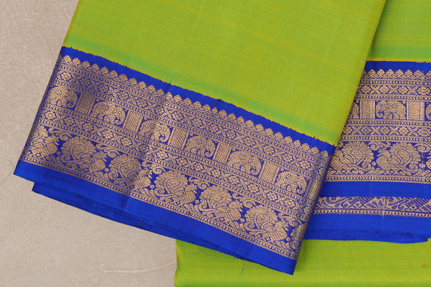 Dual Tone of Yellow and Green Vintage Kanjivaram Silk Saree borders