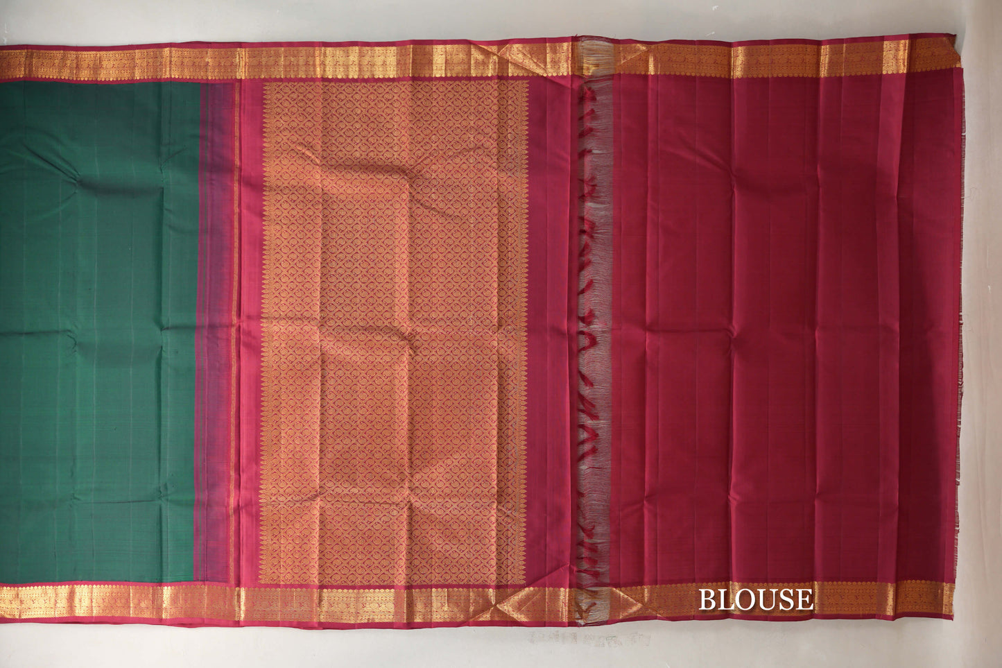 Deep Bottle Green with Reddish Maroon Borders Vintage Kanjivaram Silk Saree blouse