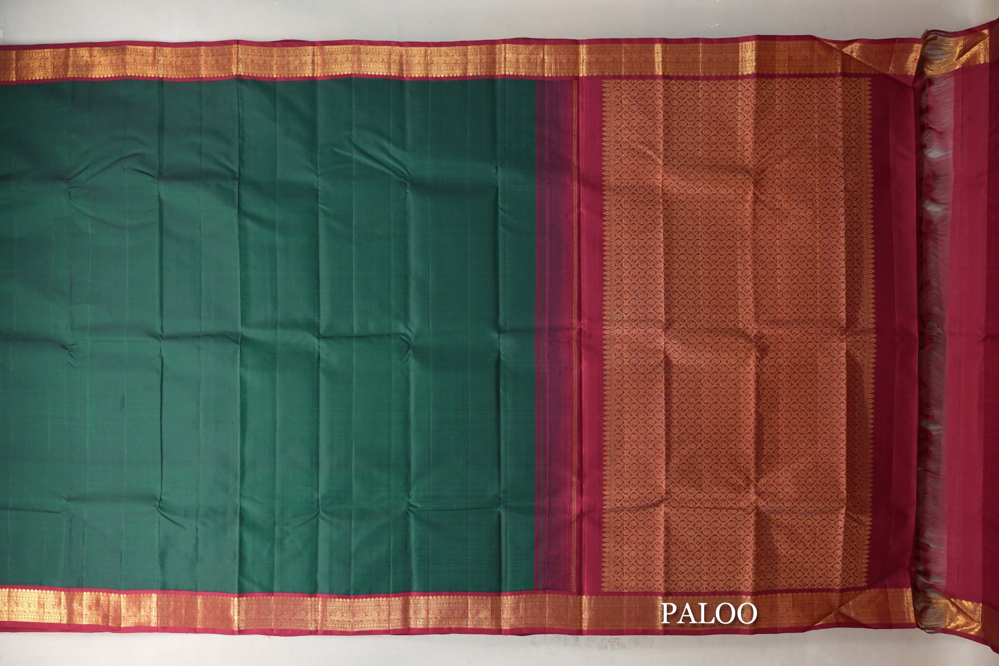 Deep Bottle Green with Reddish Maroon Borders Vintage Kanjivaram Silk Saree paloo