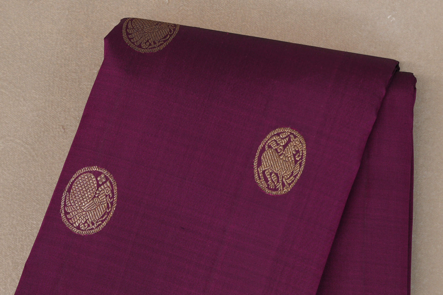 Deep Magenta with Pinkish Orange Borders Vintage Kanjivaram Silk Saree body