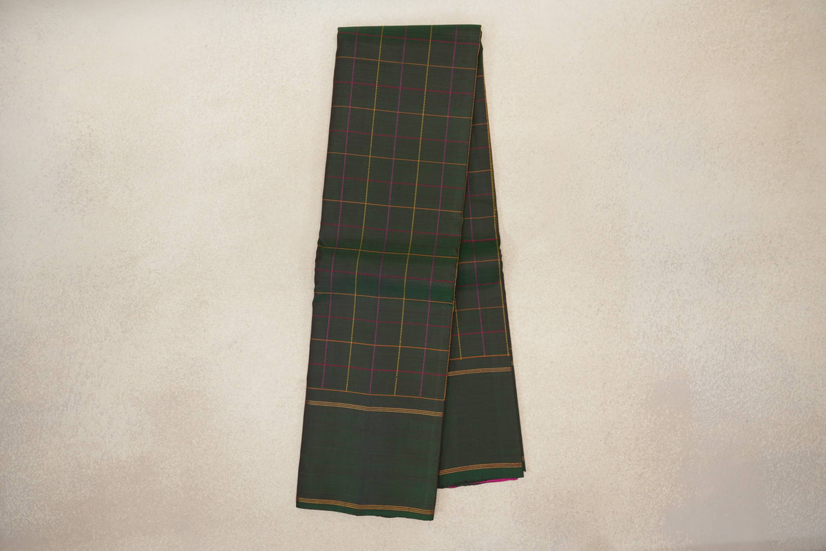 Online Deep Manthulir Green with Rettai Pettu Borders Vintage Kanjivaram Silk Saree