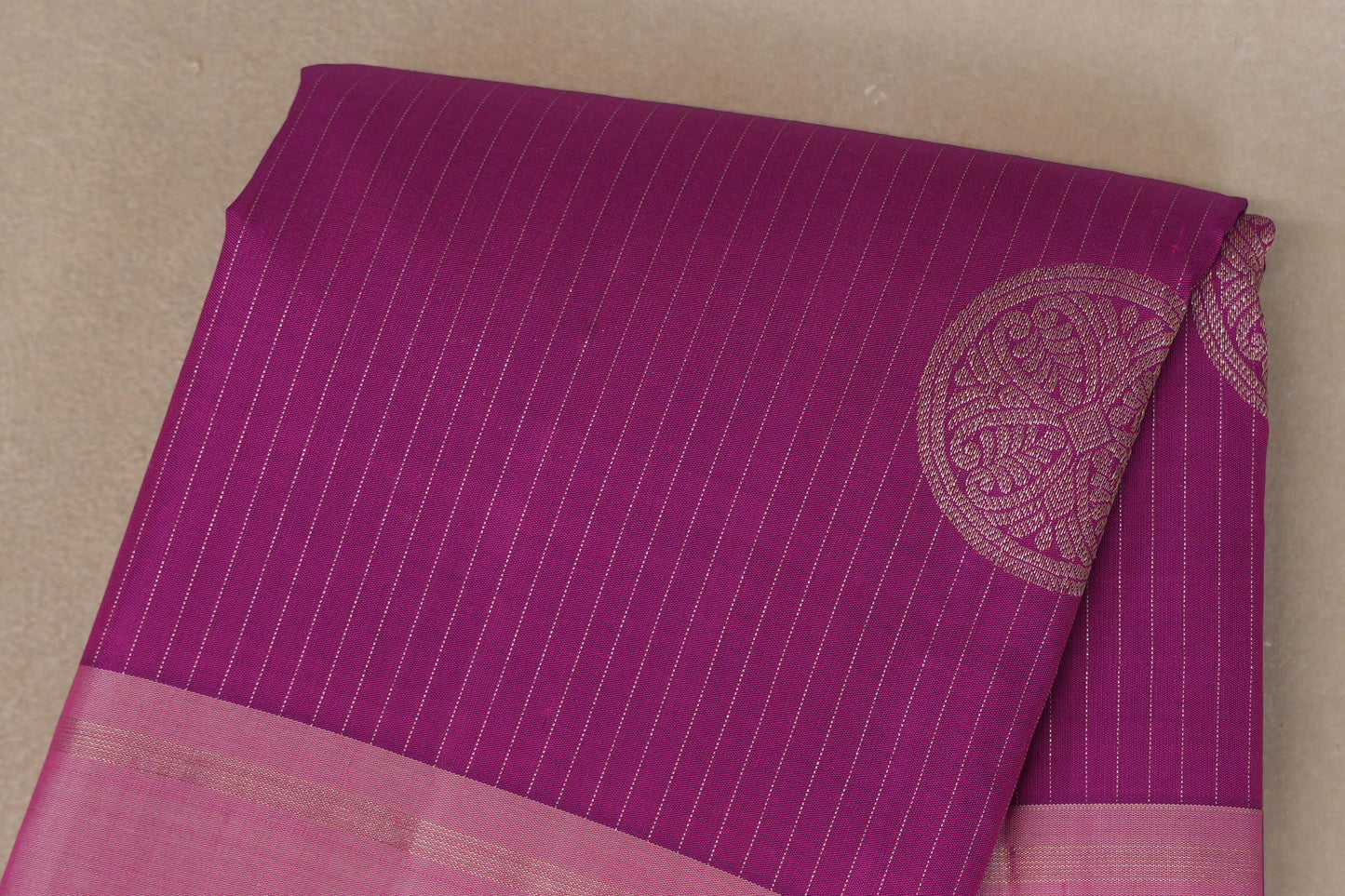 Bright Magenta with Dual Tone of Pastel Light Green and Pink Borders Vintage Kanjivaram Silk Saree body