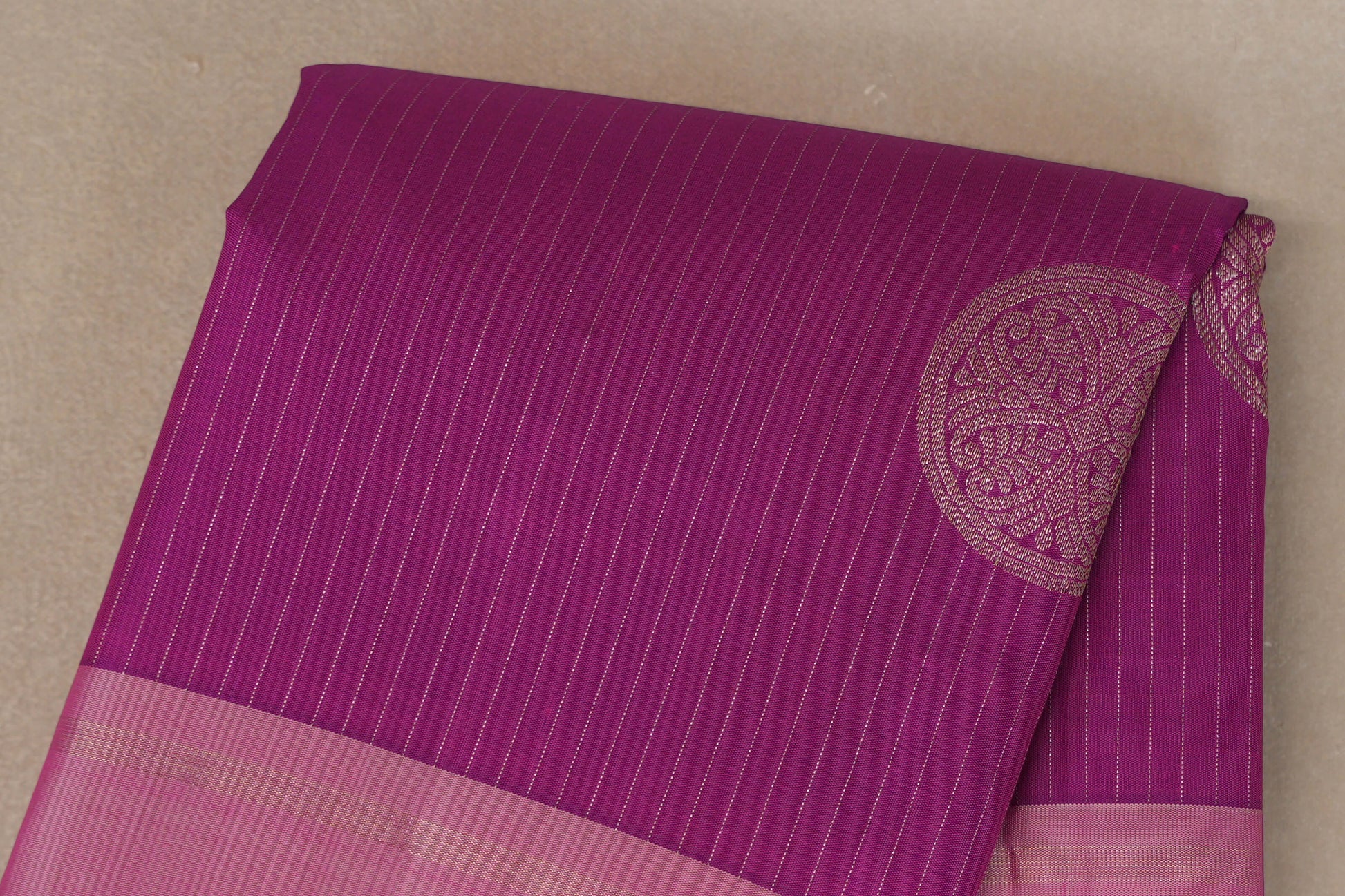 Bright Magenta with Dual Tone of Pastel Light Green and Pink Borders Vintage Kanjivaram Silk Saree body