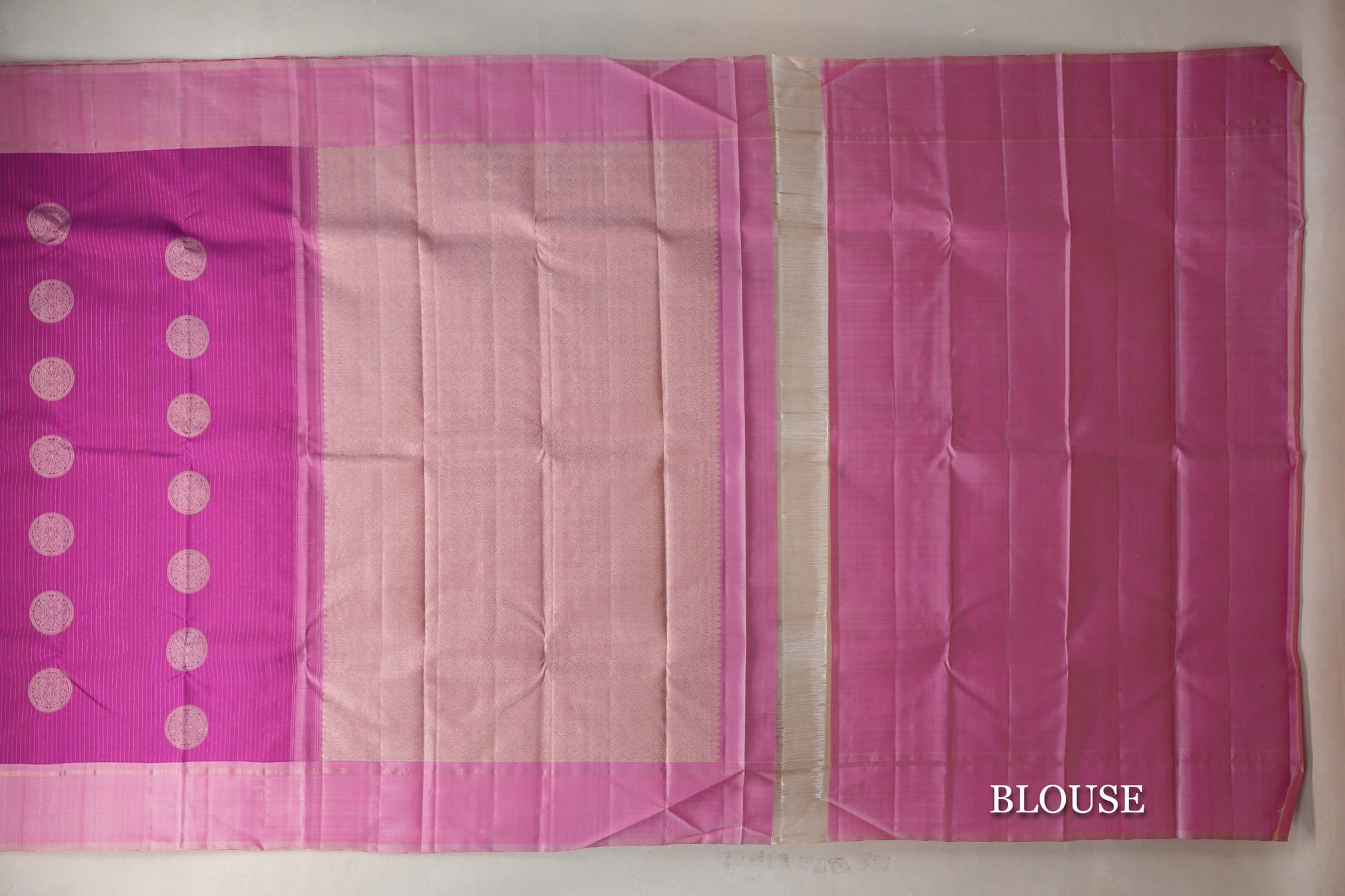 Bright Magenta with Dual Tone of Pastel Light Green and Pink Borders Vintage Kanjivaram Silk Saree blouse