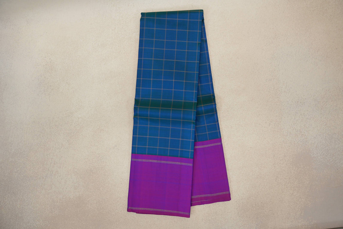 Online Peacock Blue with Dual Tone of Violet and Magenta Rettai Pettu Borders Vintage Kanjivaram Silk Saree 