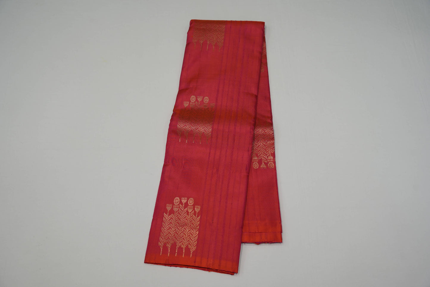 Borderless light weight kanchipuram silk saree