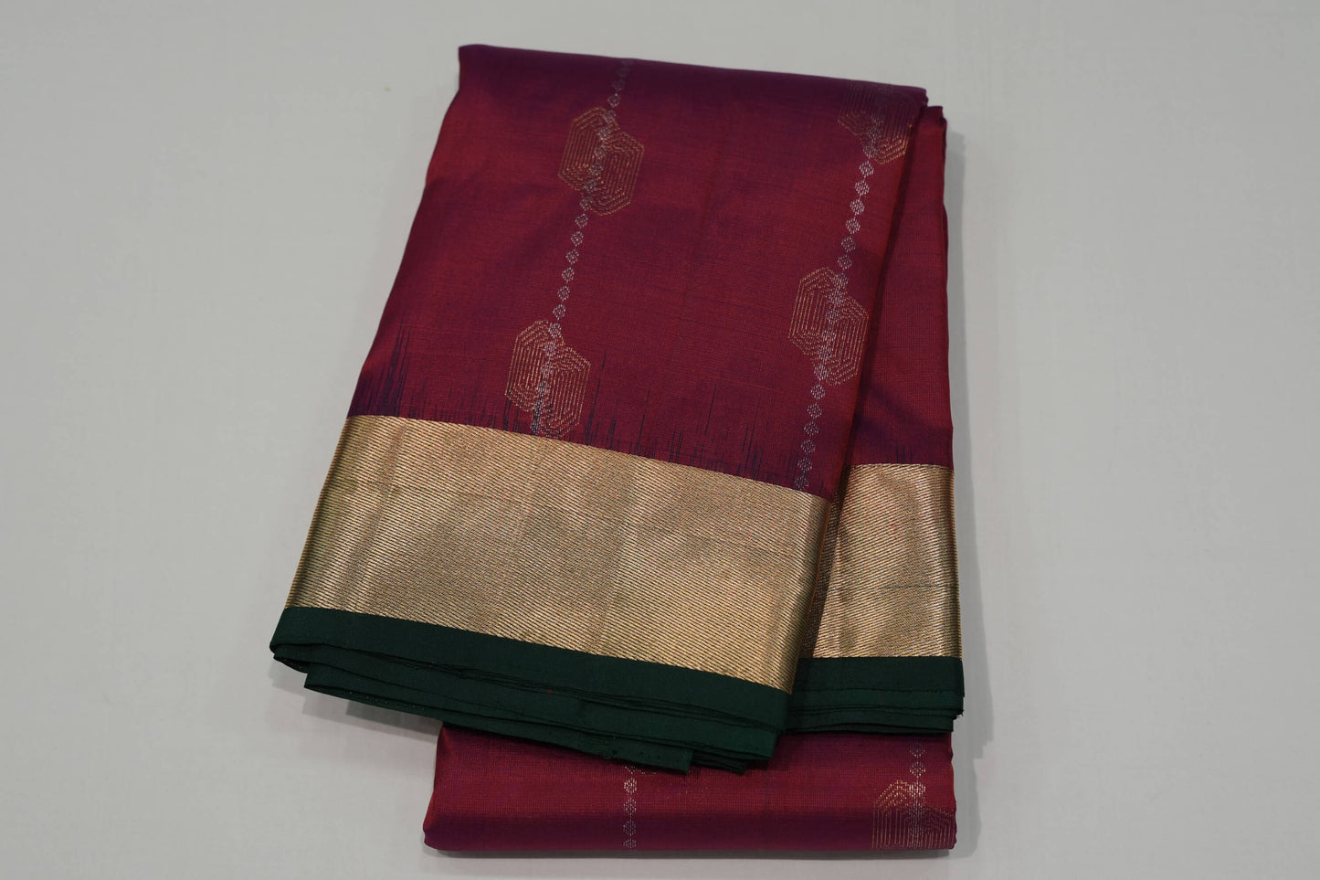 Maroon light weight kanchipuram silk saree