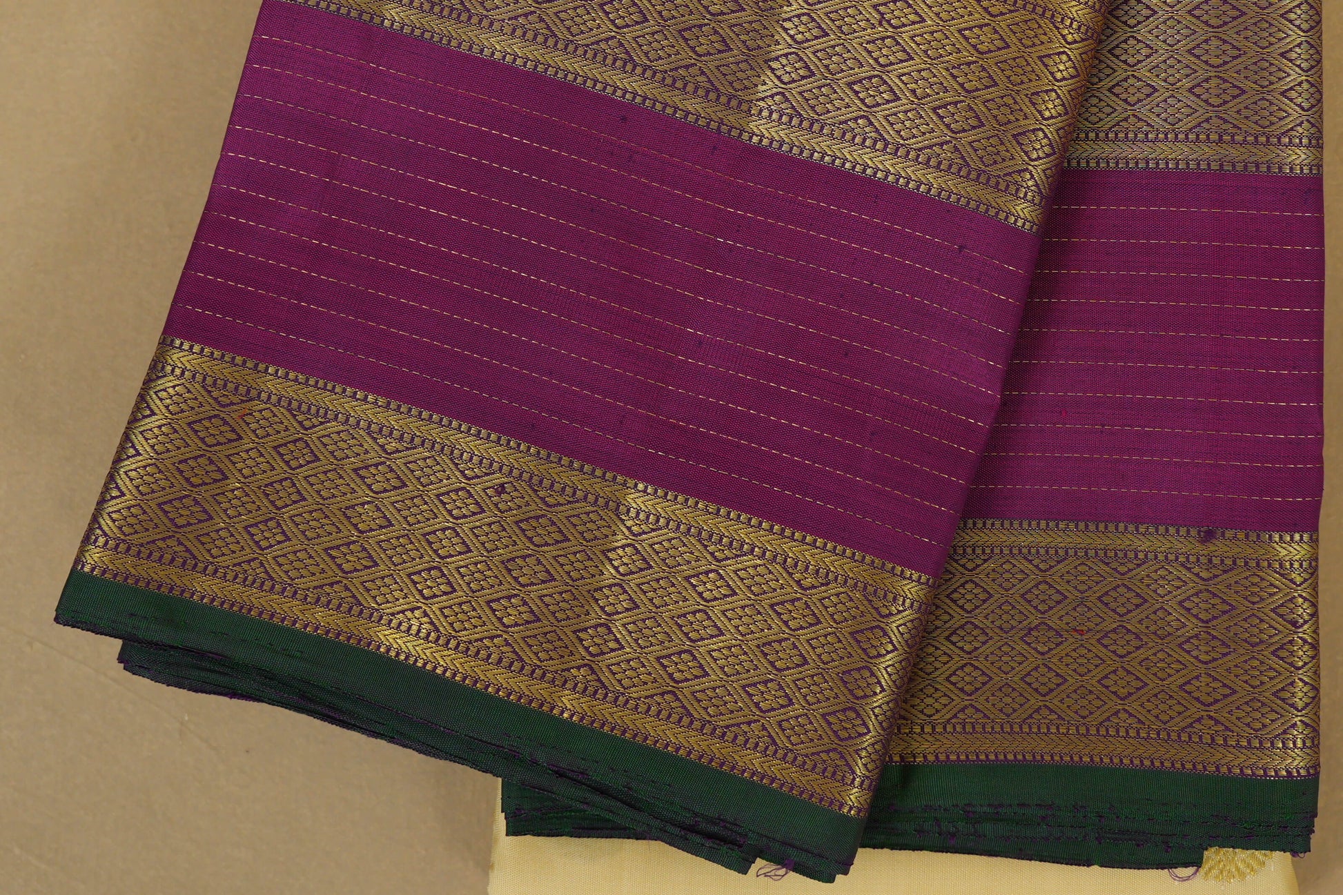 Half White Vintage Kanjivaram Silk Saree  Border Zoom