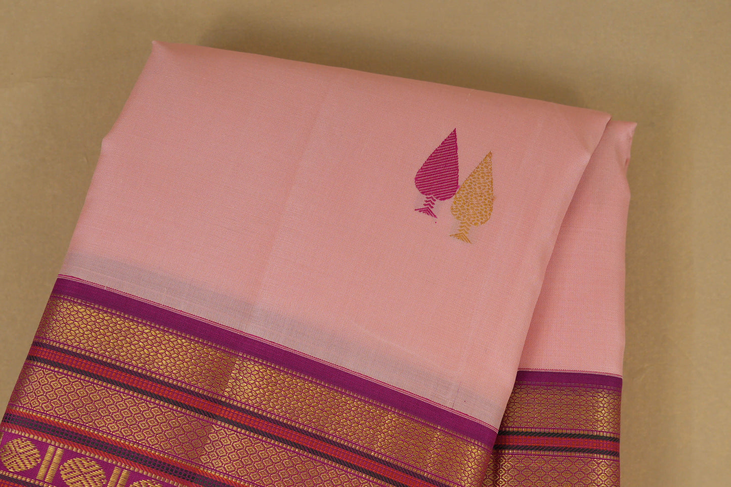Baby Pink Vintage Kanjivaram Silk Saree body zoom
