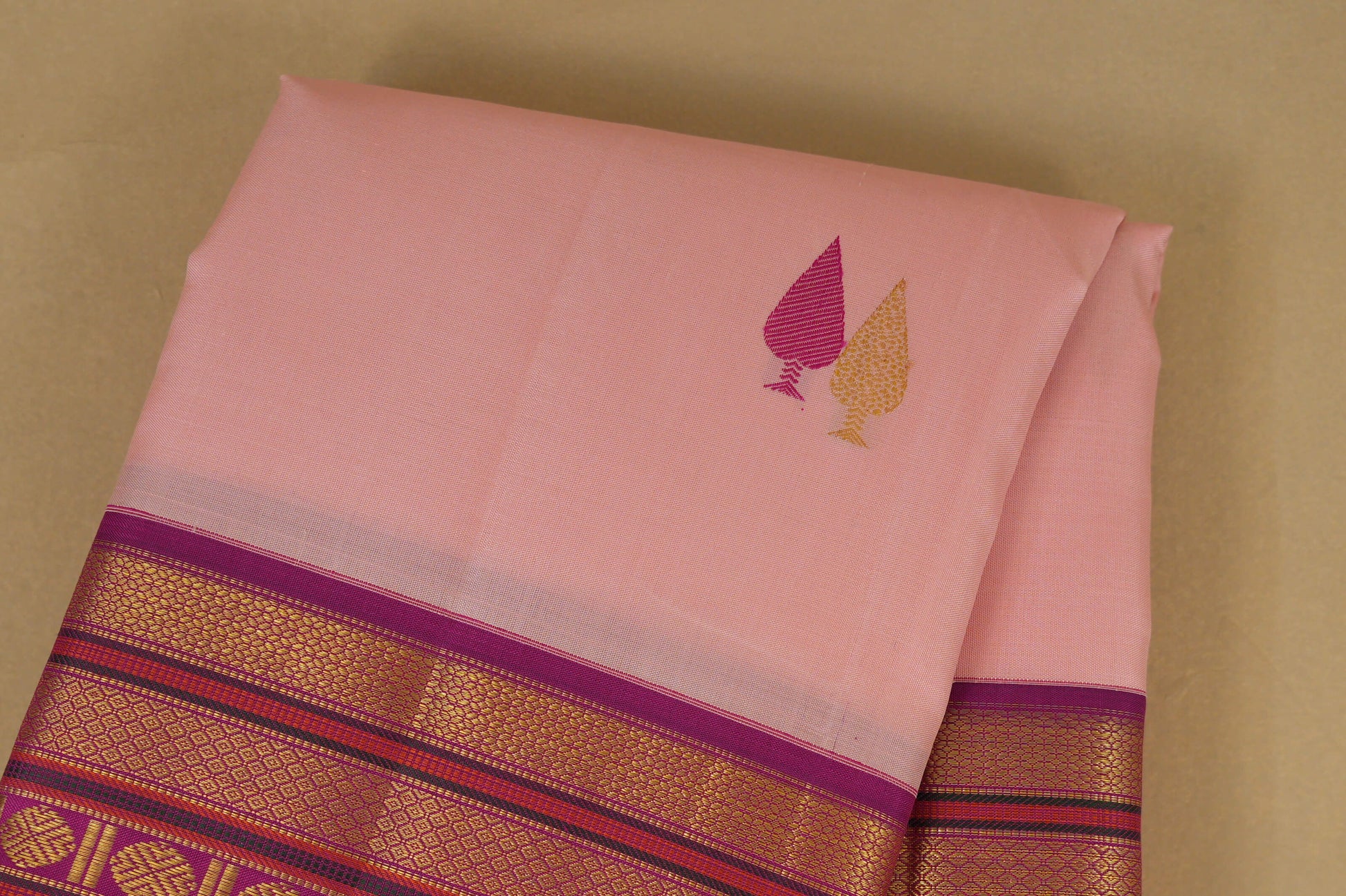 Baby Pink Vintage Kanjivaram Silk Saree body zoom