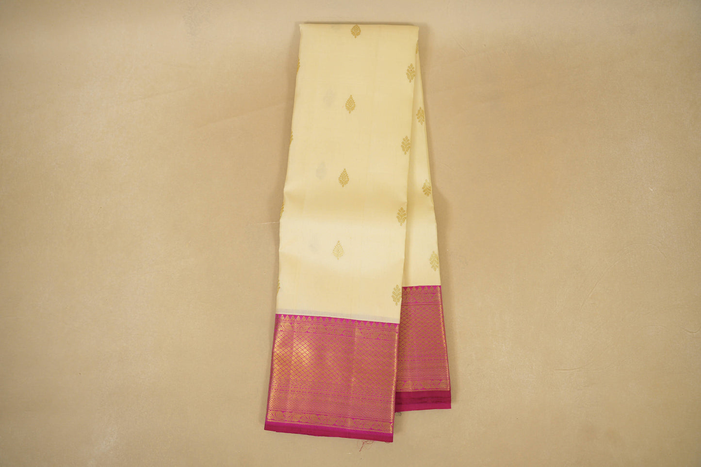 Half White Vintage Kanjivaram Silk Saree Online