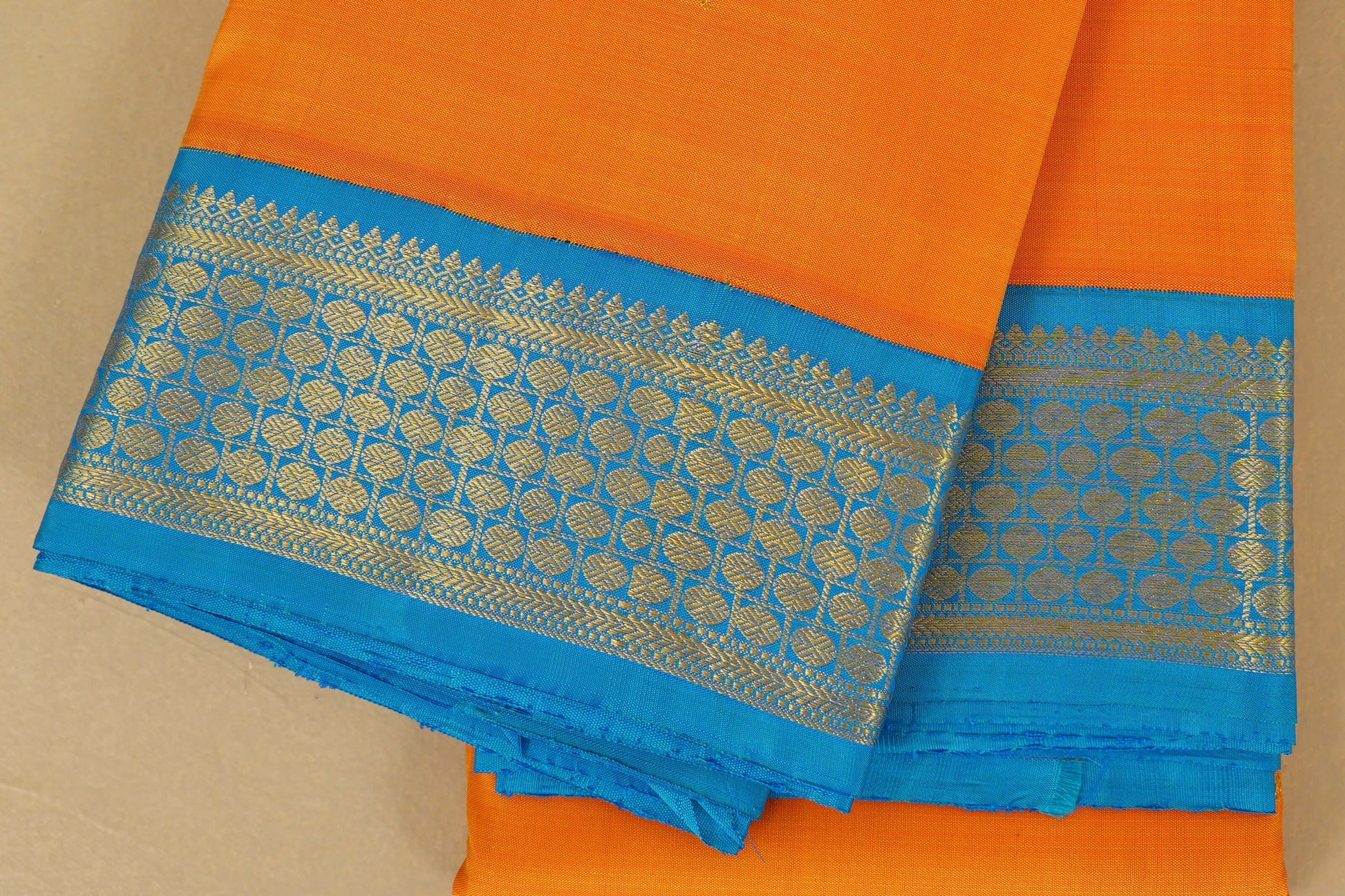 Mango Yellow Vintage Kanjivaram Silk Saree border zoom