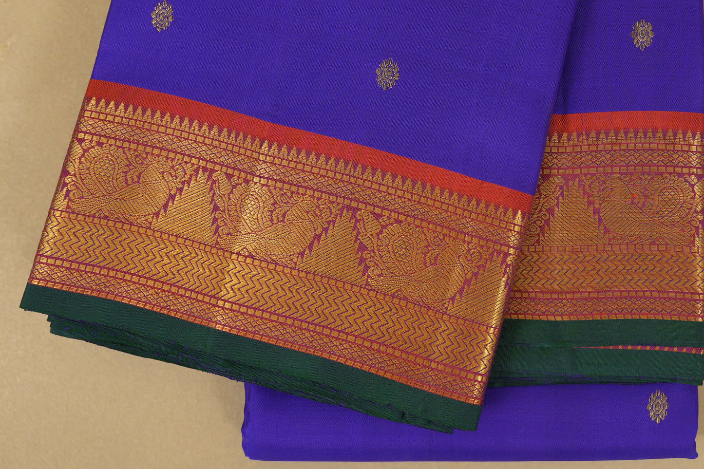 Violet with Rust Borders and Dark Green Selvedge Vintage Kanjivaram Silk Saree SS8349