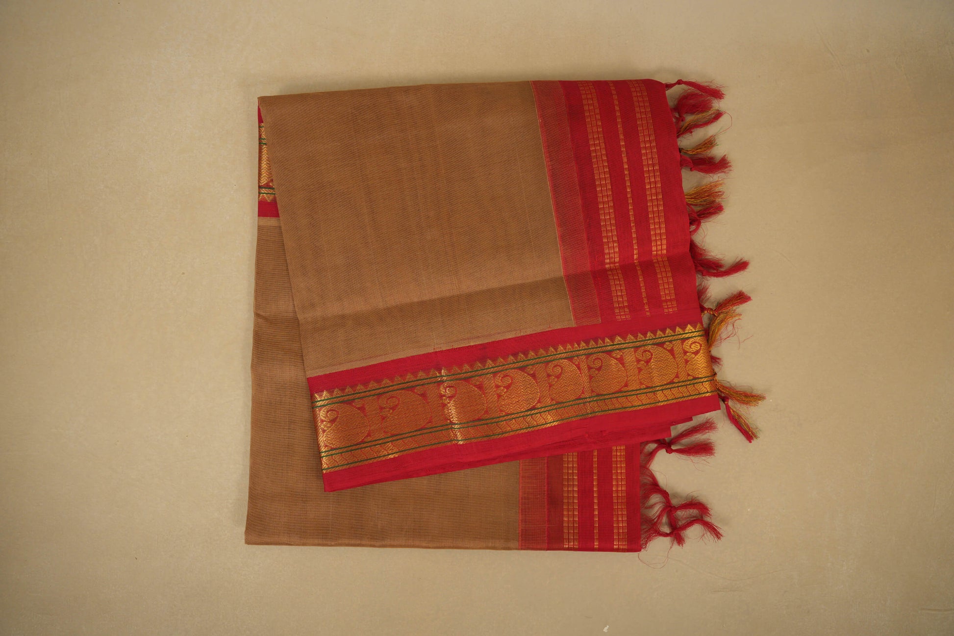 Folded Dark Khaki with Red Borders Silk Cotton Saree 