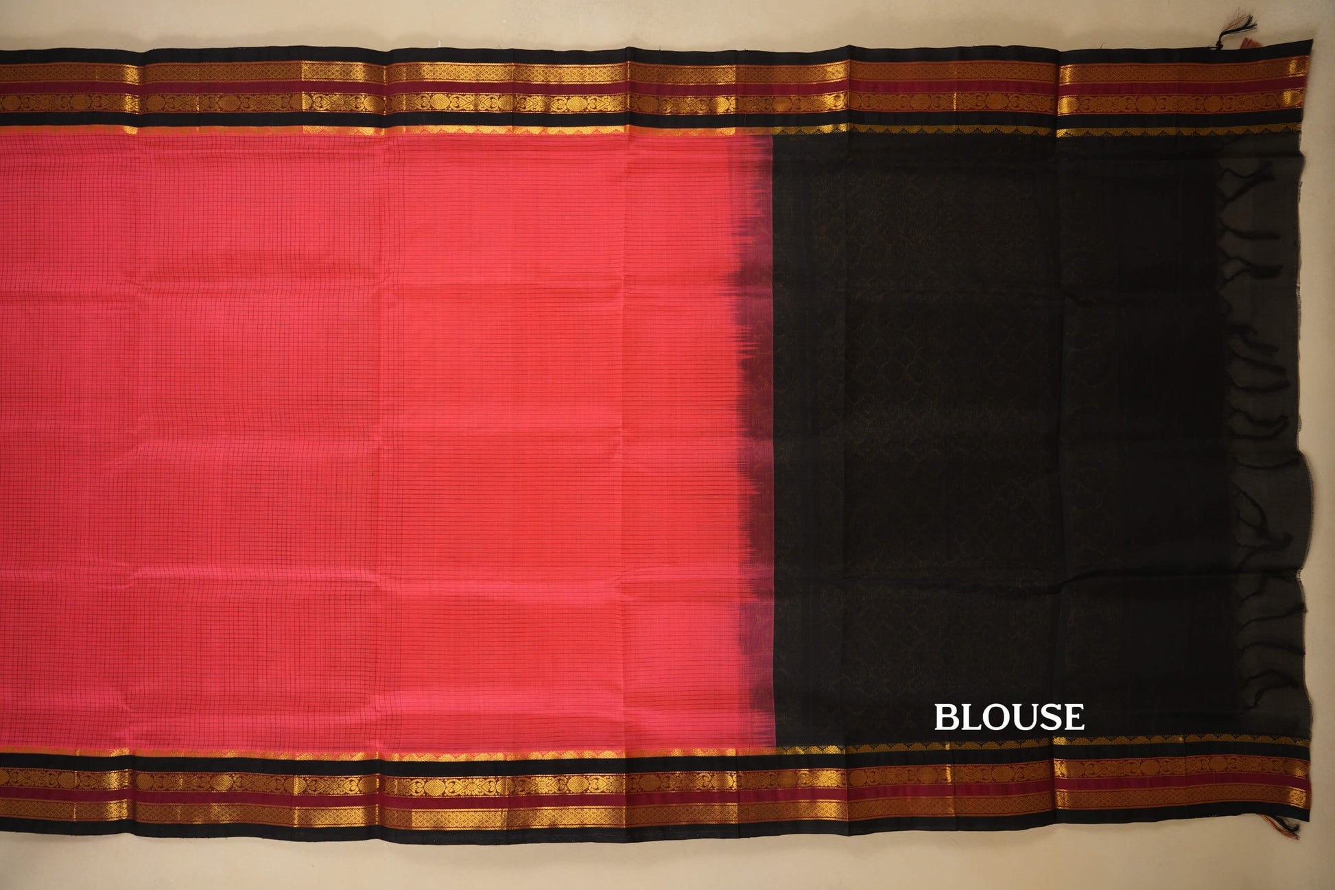Orangish Pink with Black Borders Vintage Kanjivaram Silk Saree Blouse