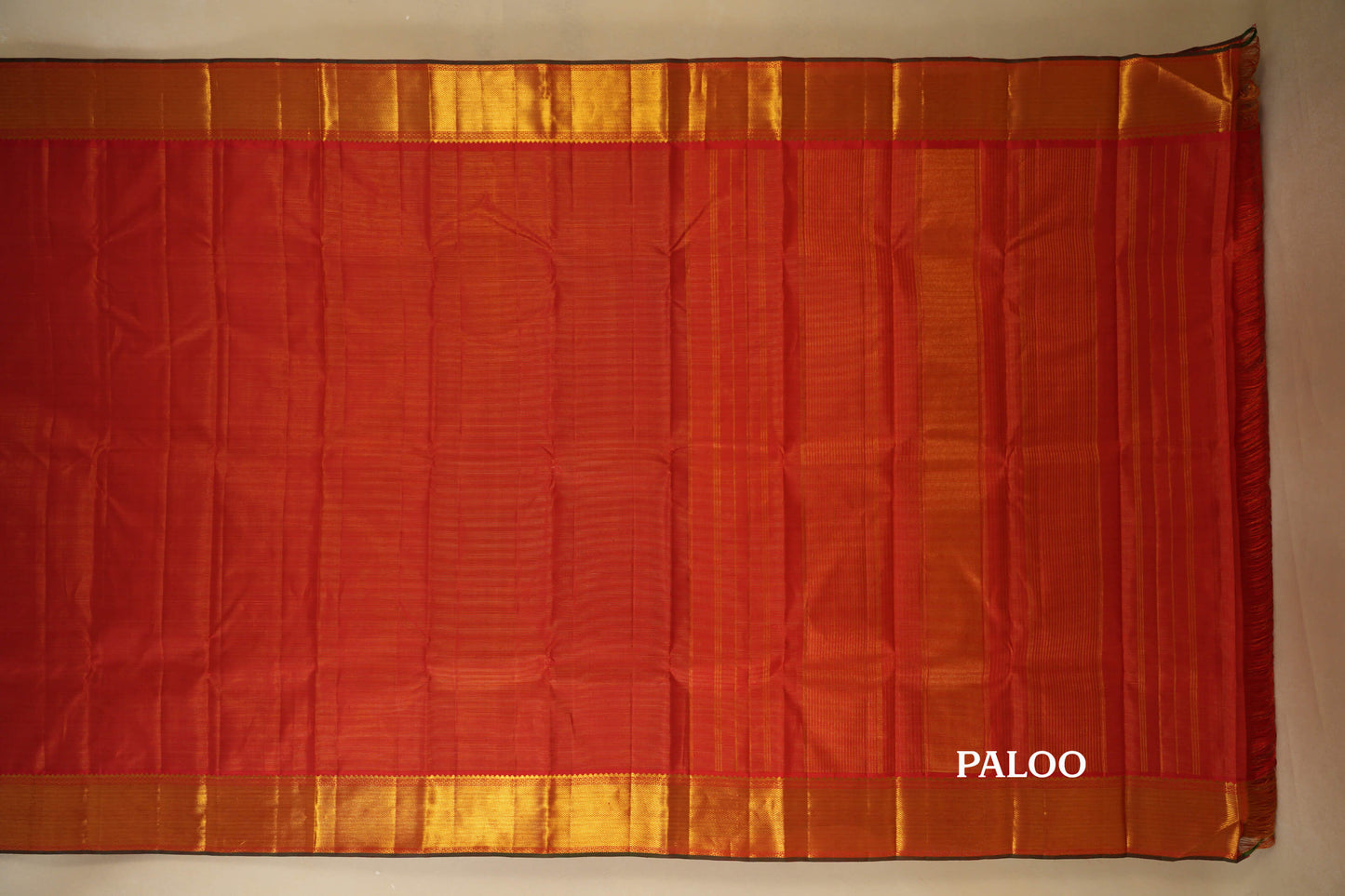 Red Vaira Oosi Vintage Kanjivaram Silk Saree paloo